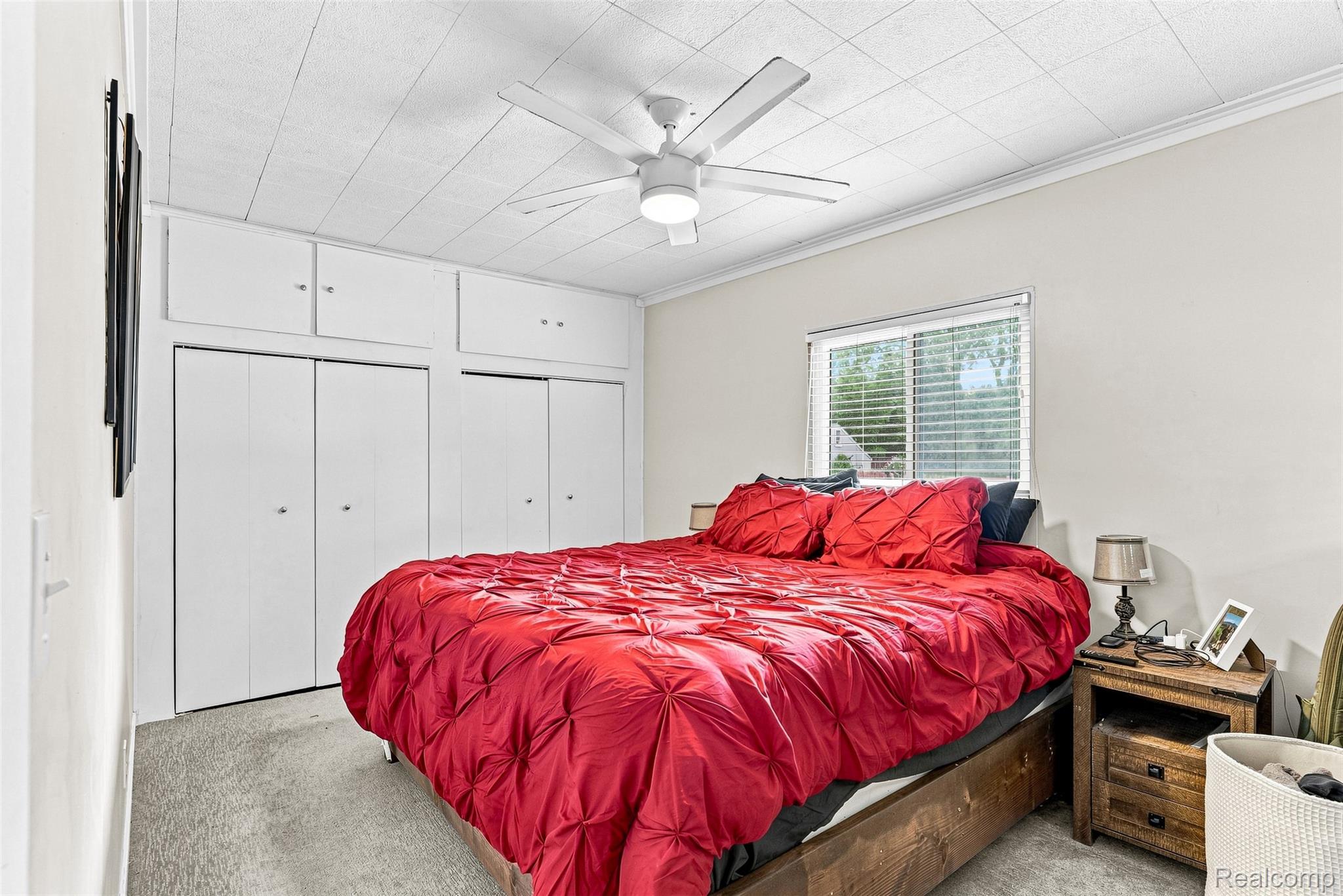 2083 Dutcher Street Property Photo 10