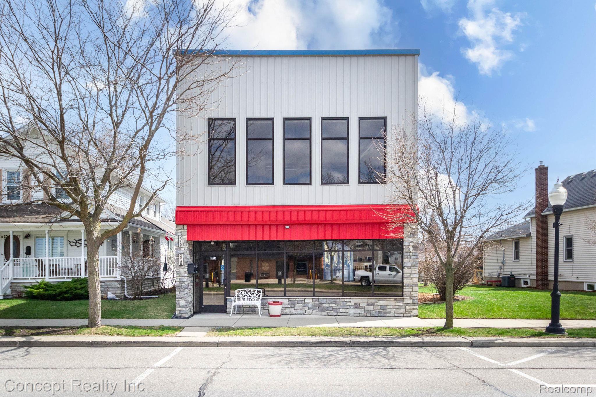 2935 W Jefferson Avenue Property Photo 1