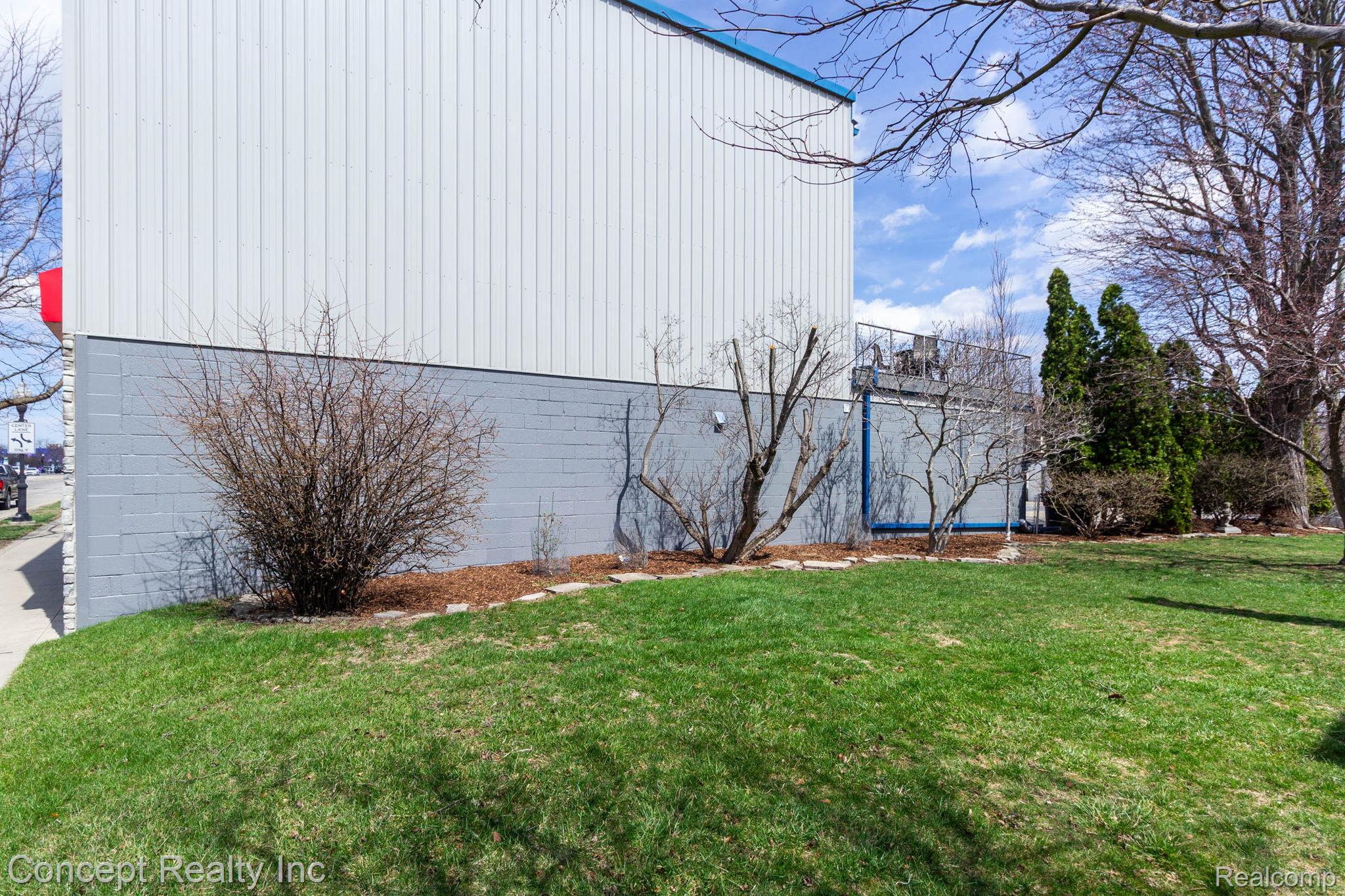 2935 W Jefferson Avenue Property Photo 47