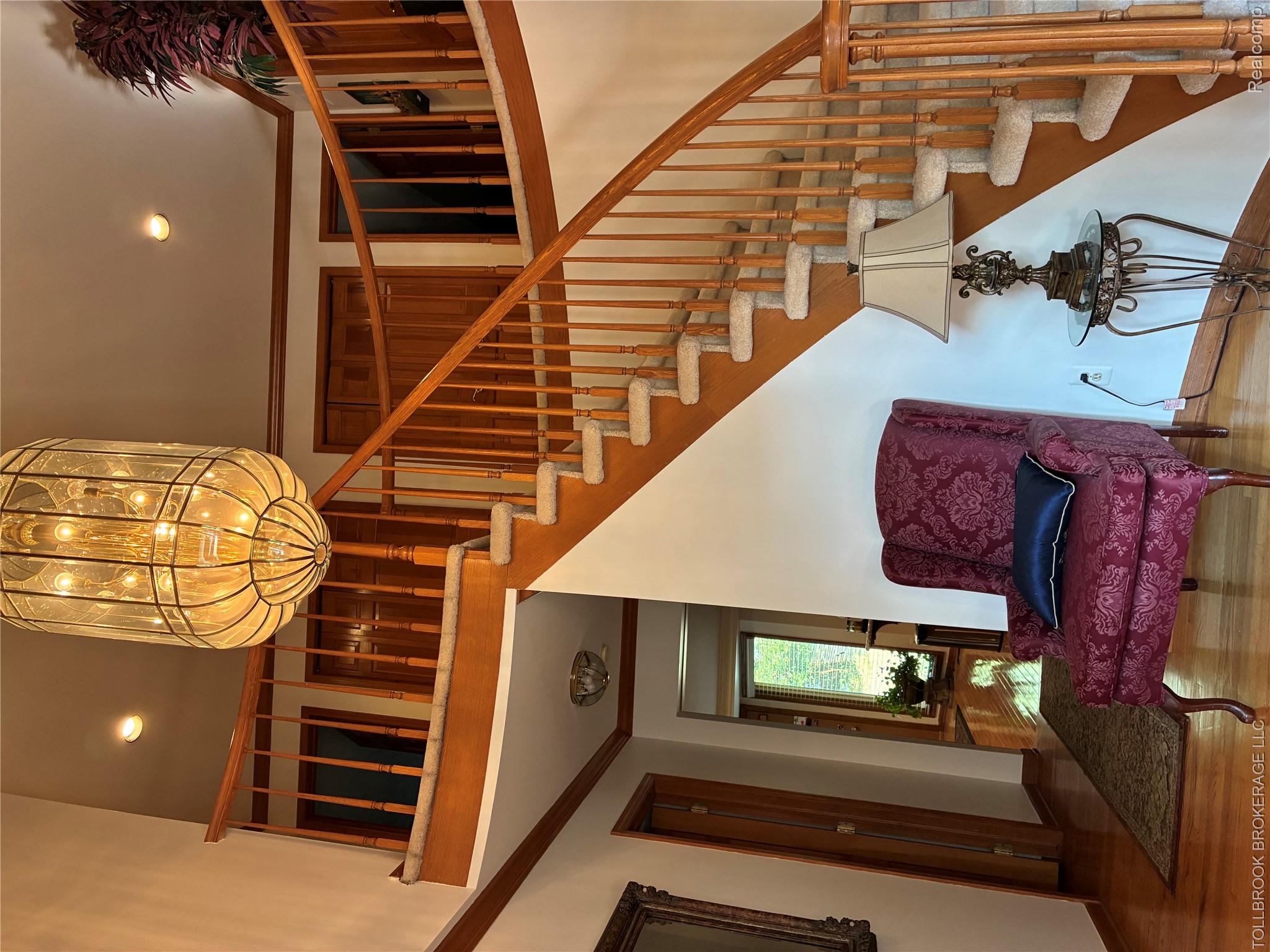 6187 Country Ridge Drive Property Photo 2