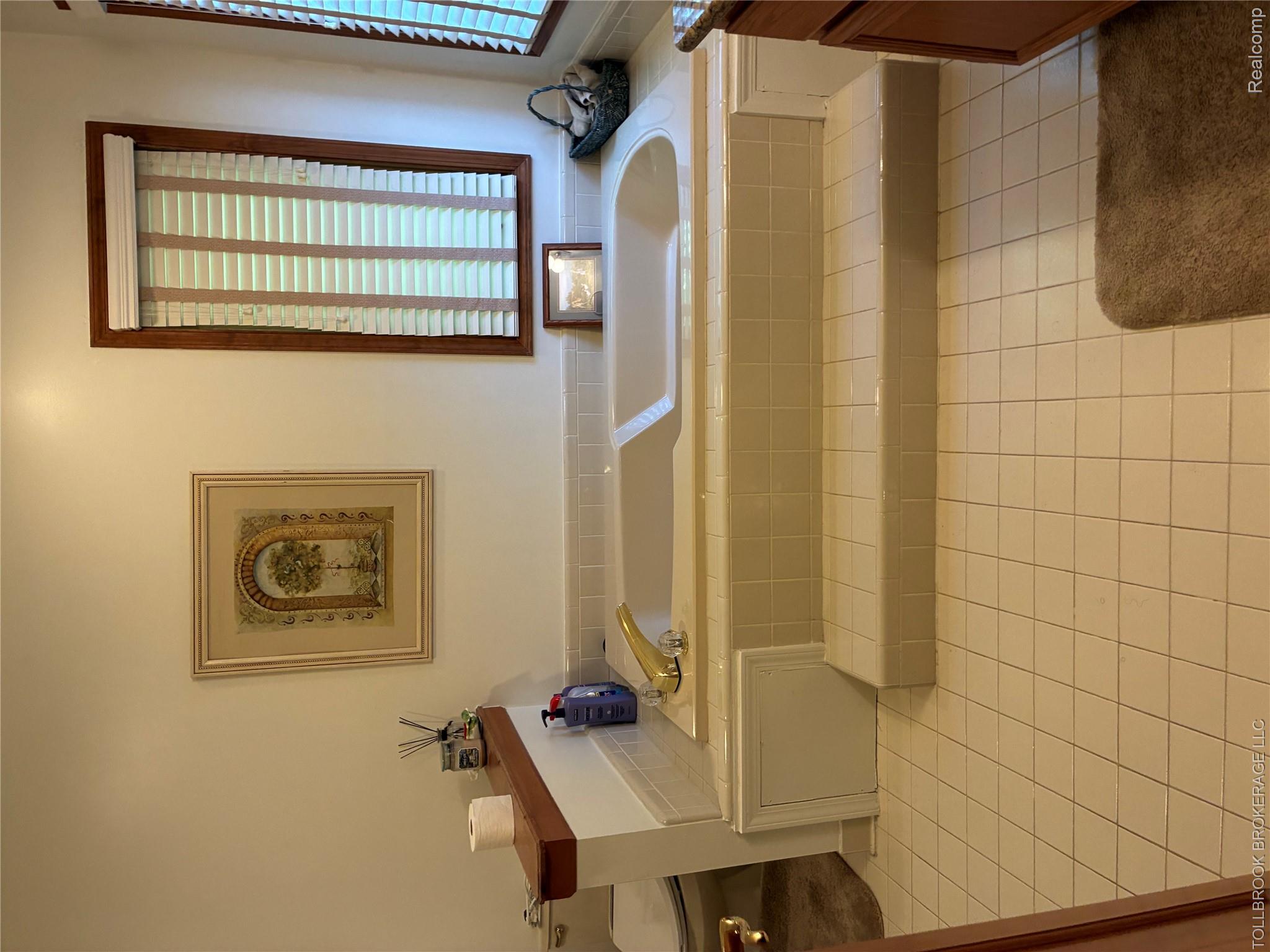 6187 Country Ridge Drive Property Photo 18