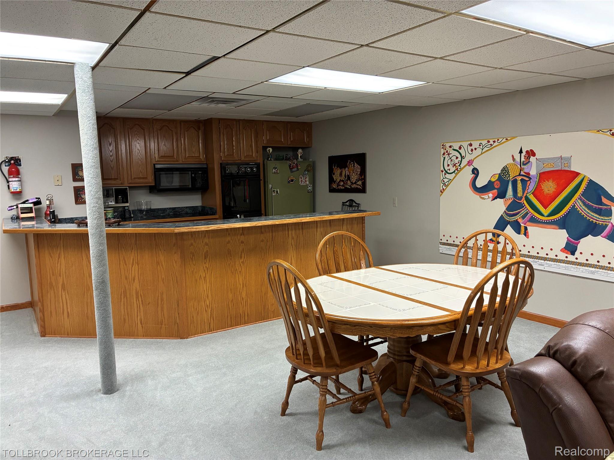 6187 Country Ridge Drive Property Photo 20