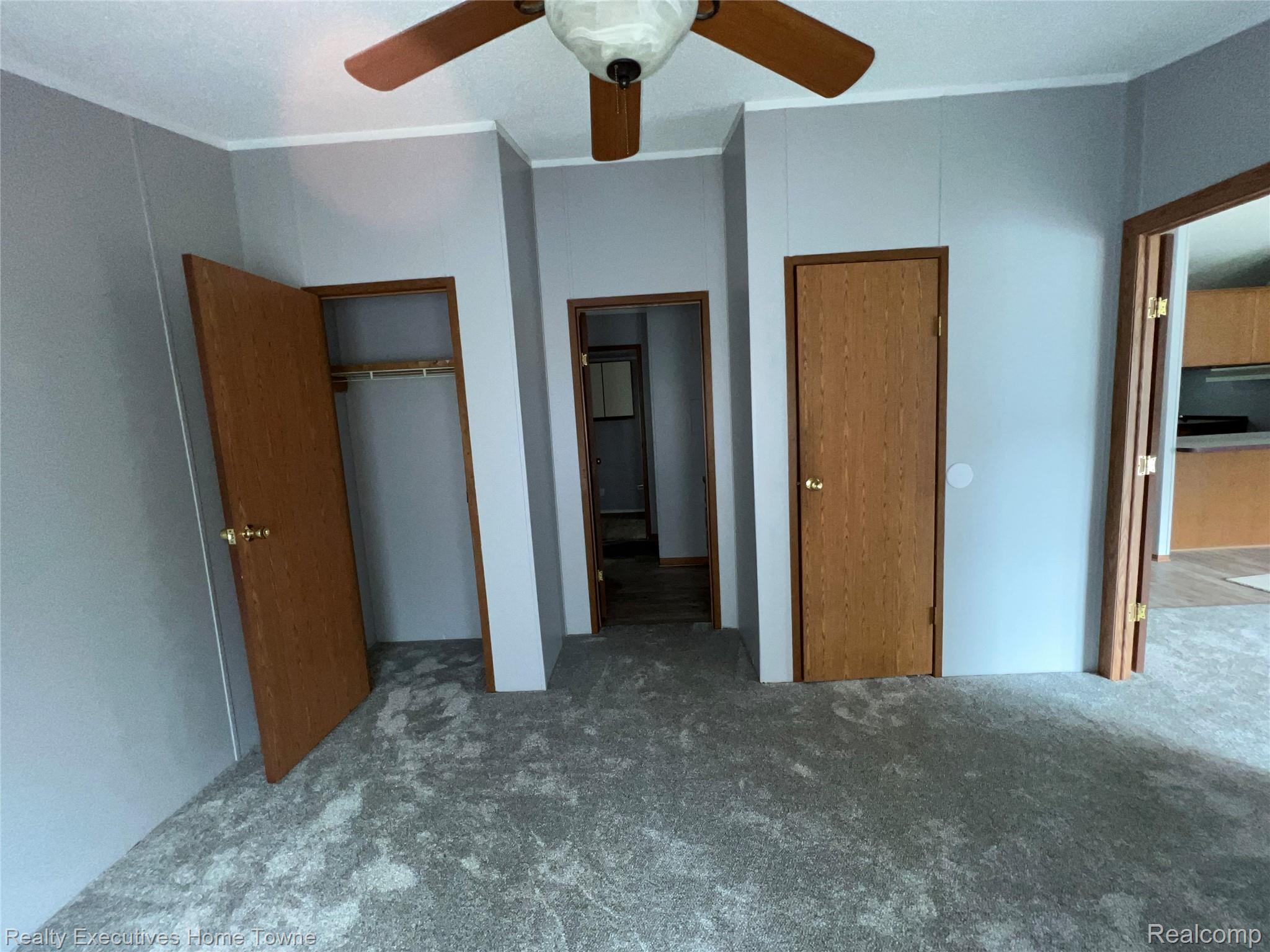 7140. Mapleview Circle W 64 Property Photo 26