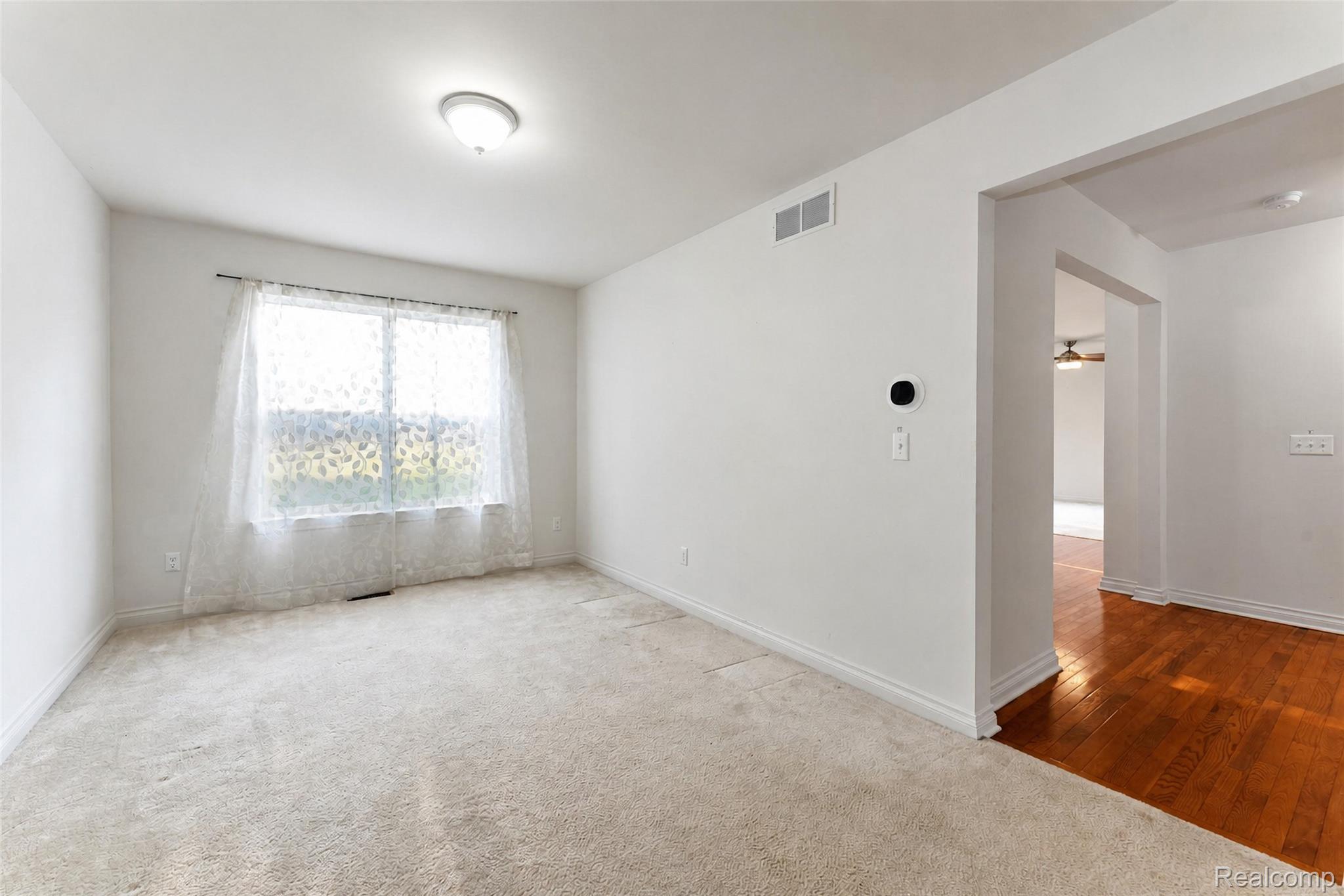 446 Cherry Stone Drive Property Photo 3