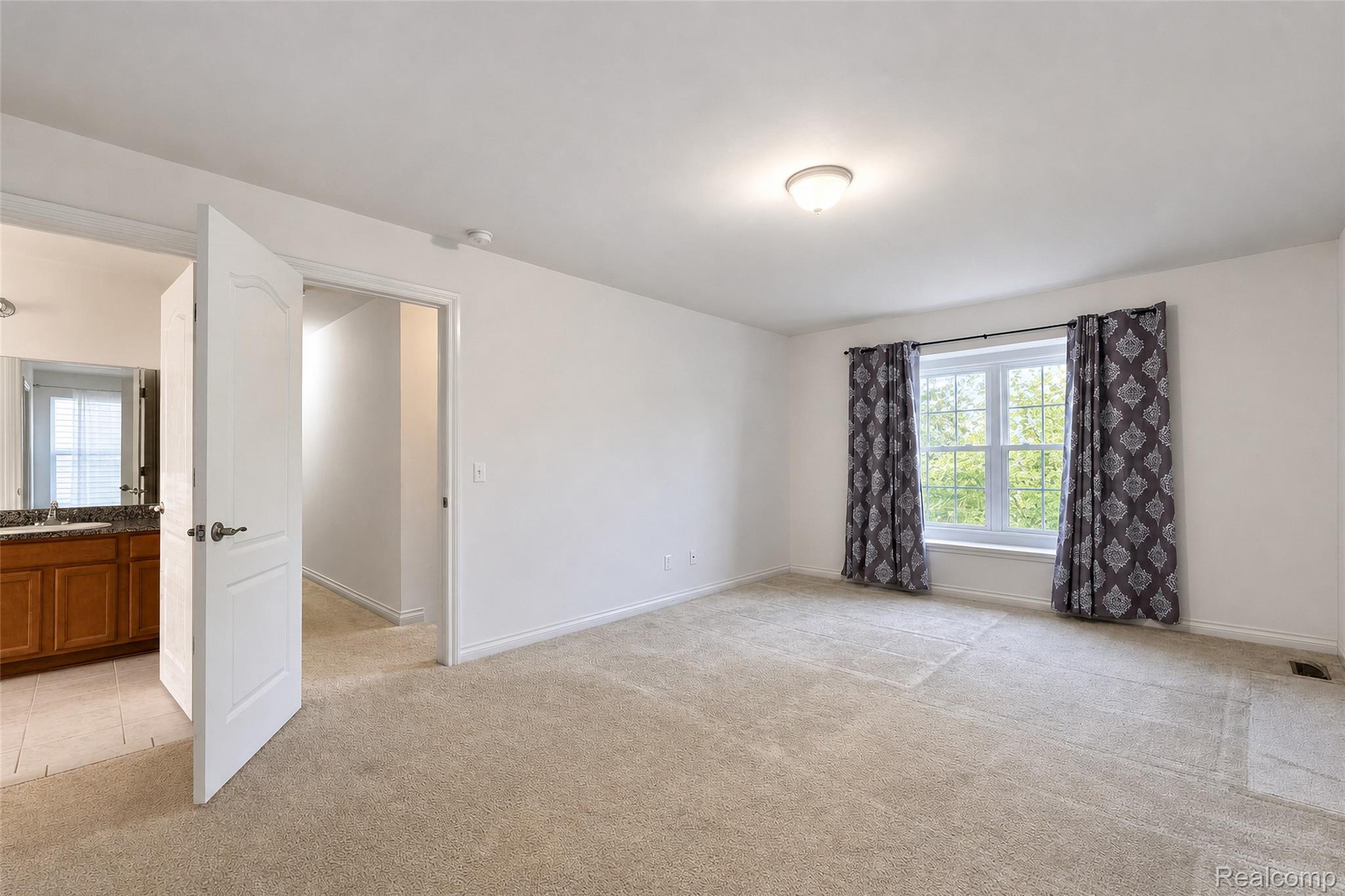 446 Cherry Stone Drive Property Photo 12