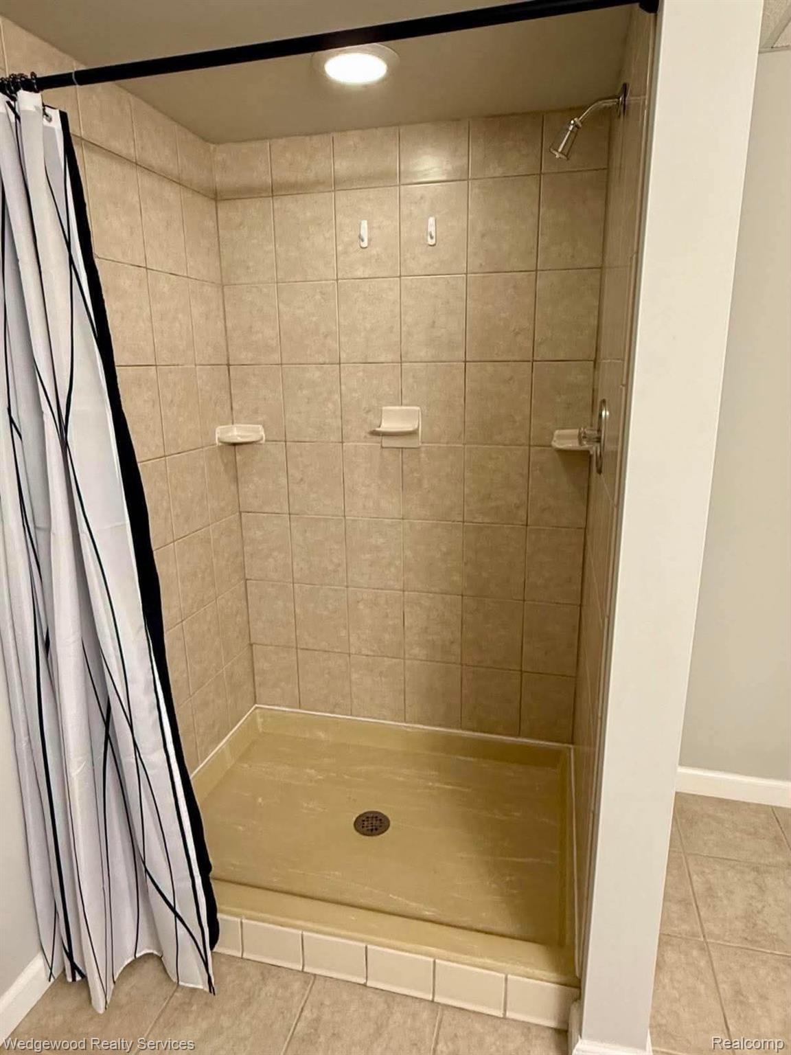 492 Harvard Drive 84 Property Photo 23