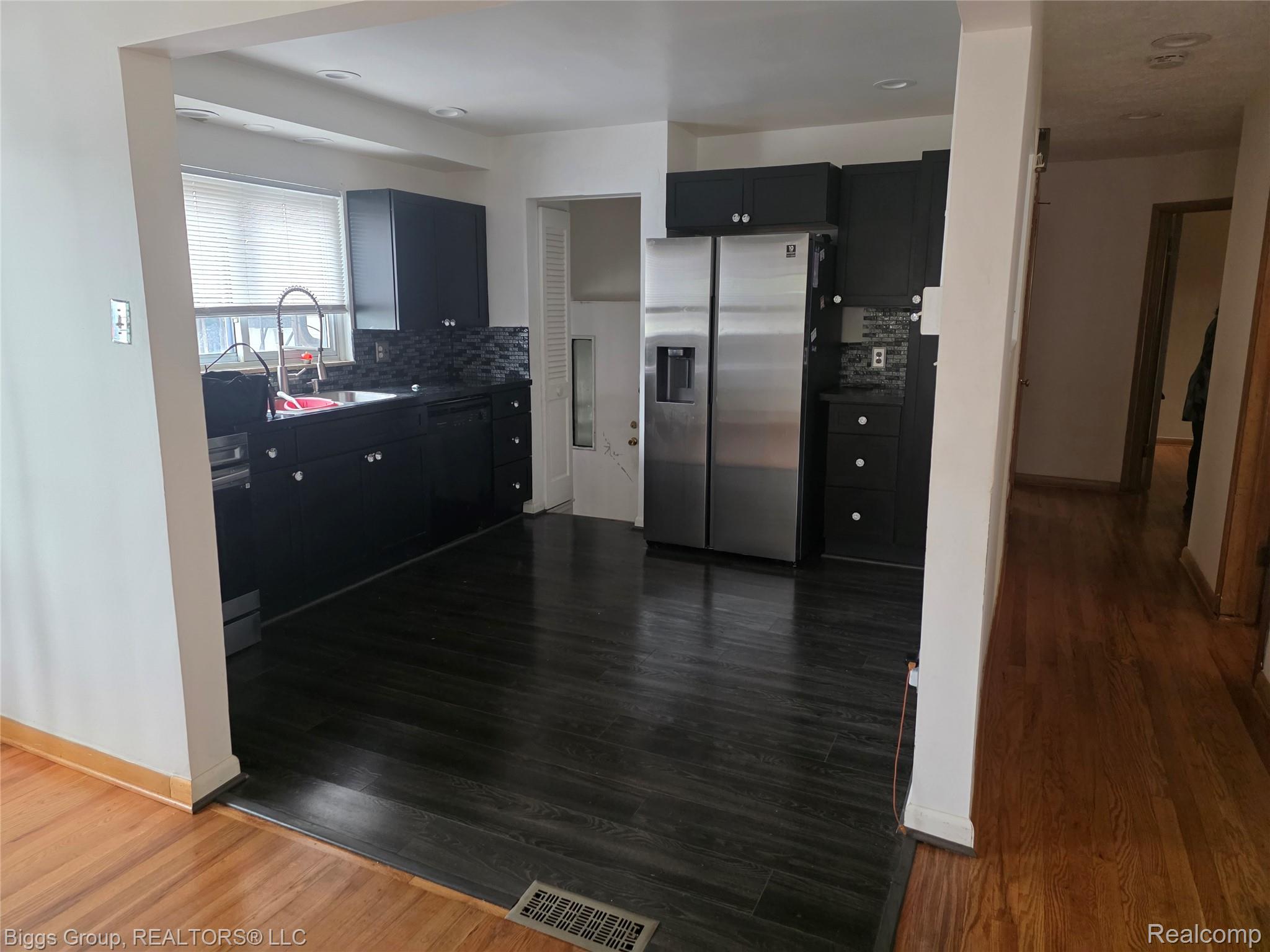 11414 Burt Road Property Photo 6