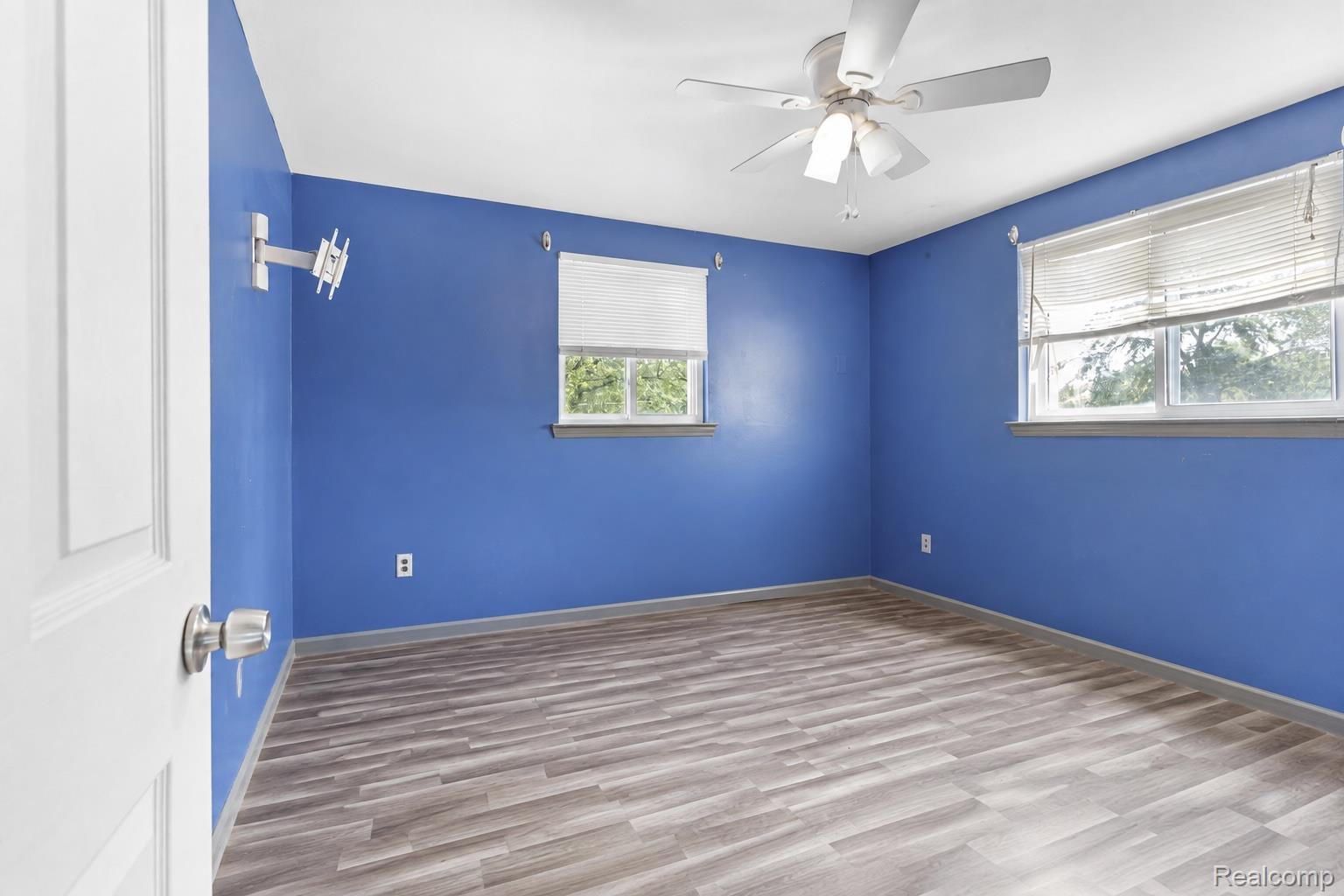 21708 Powers Avenue Property Photo 21