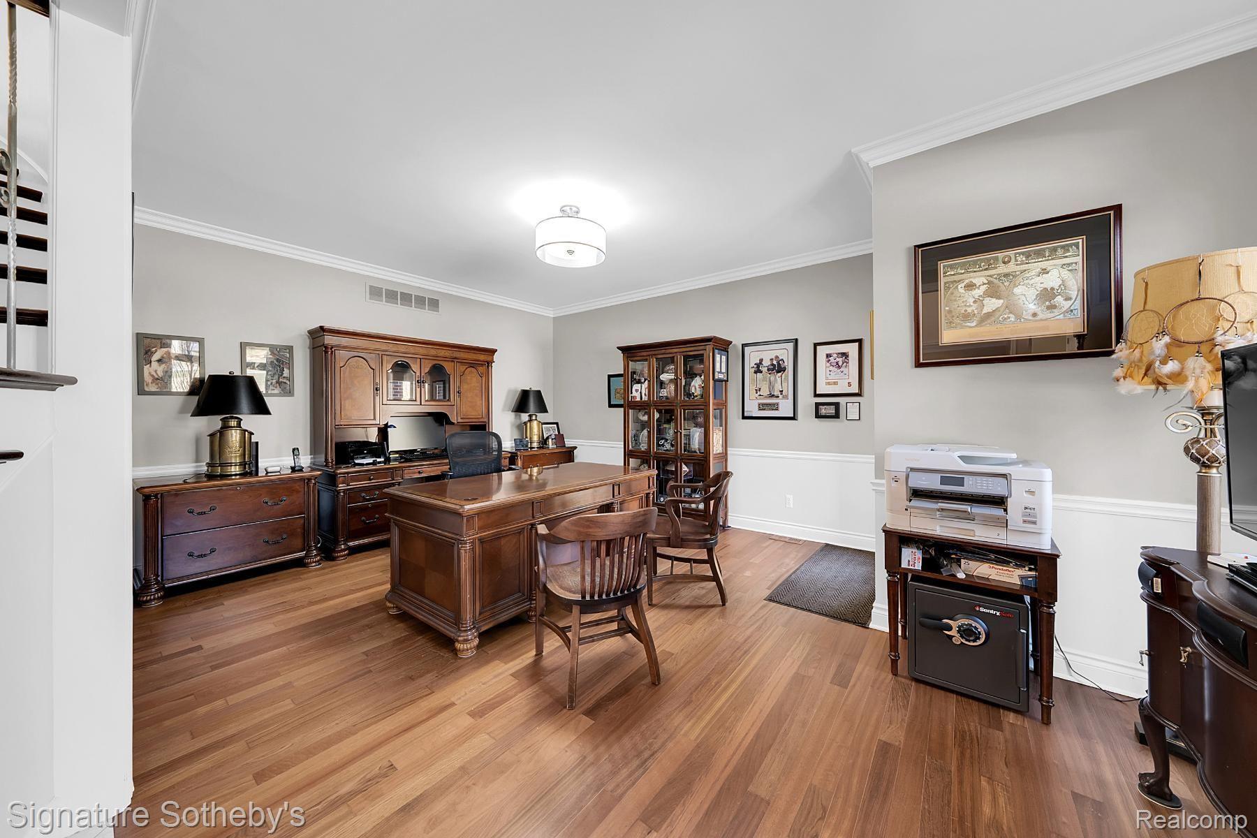 5001 Forest Valley Property Photo 20
