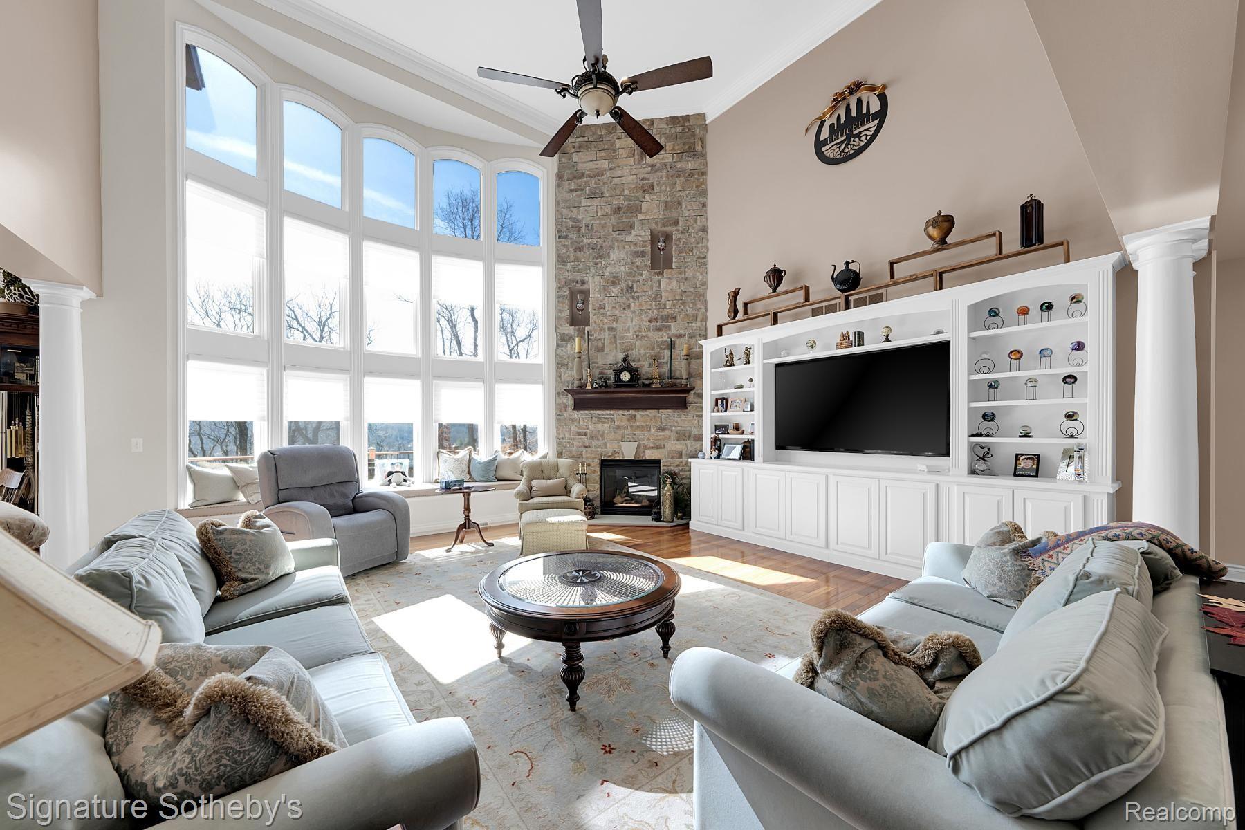 5001 Forest Valley Property Photo 26