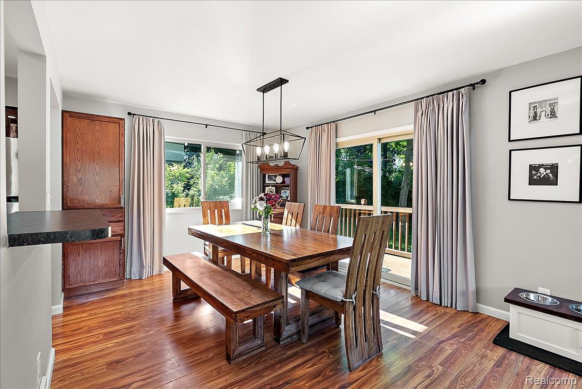 6023 Paramus Property Photo 18
