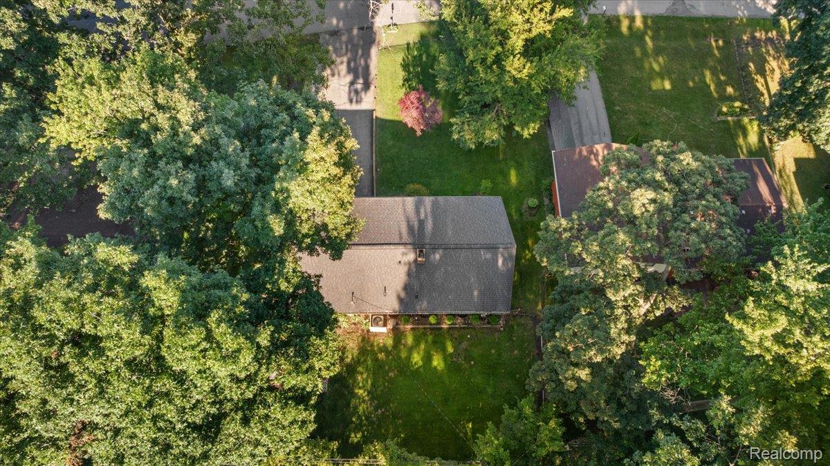 6023 Paramus Property Photo 48