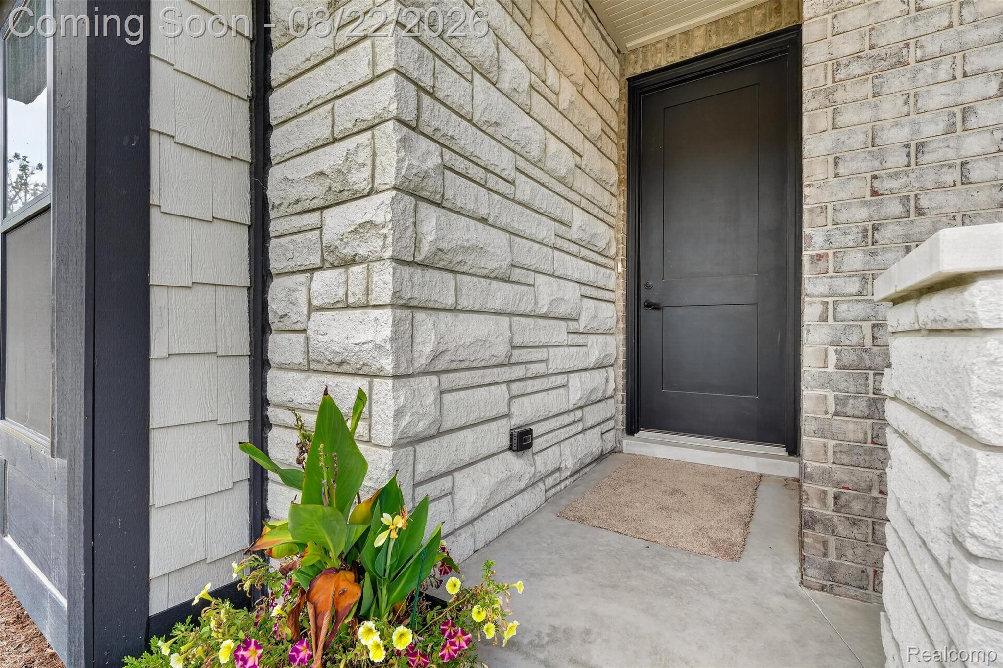 2020 Breckenridge Court Property Photo 6