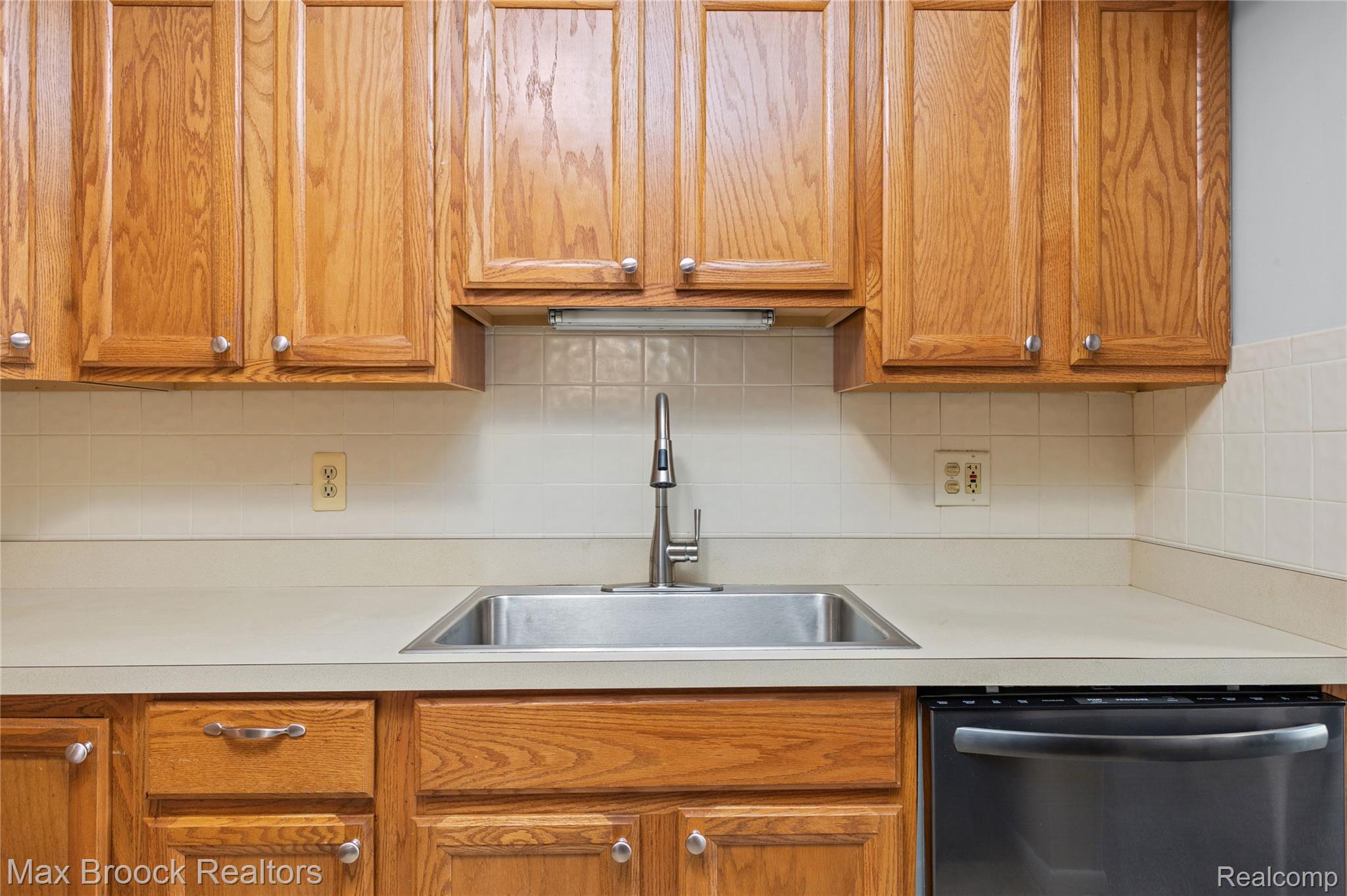 39754 Manor Drive Property Photo 17