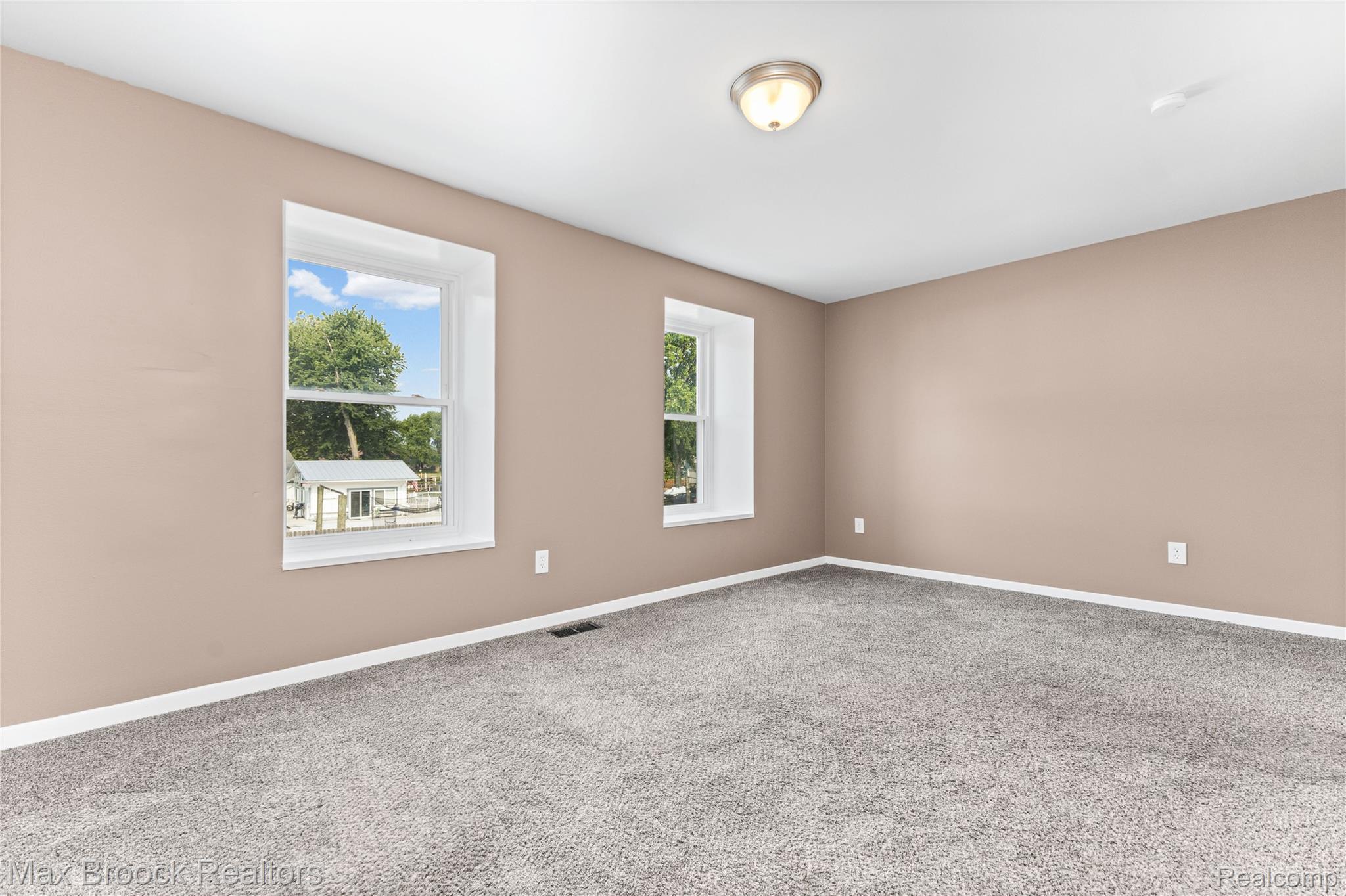 39754 Manor Drive Property Photo 25
