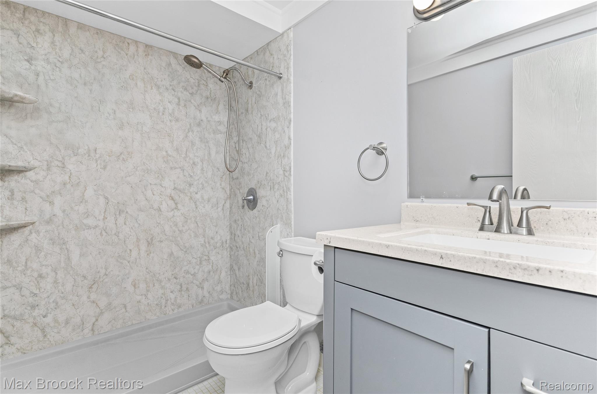 39754 Manor Drive Property Photo 28