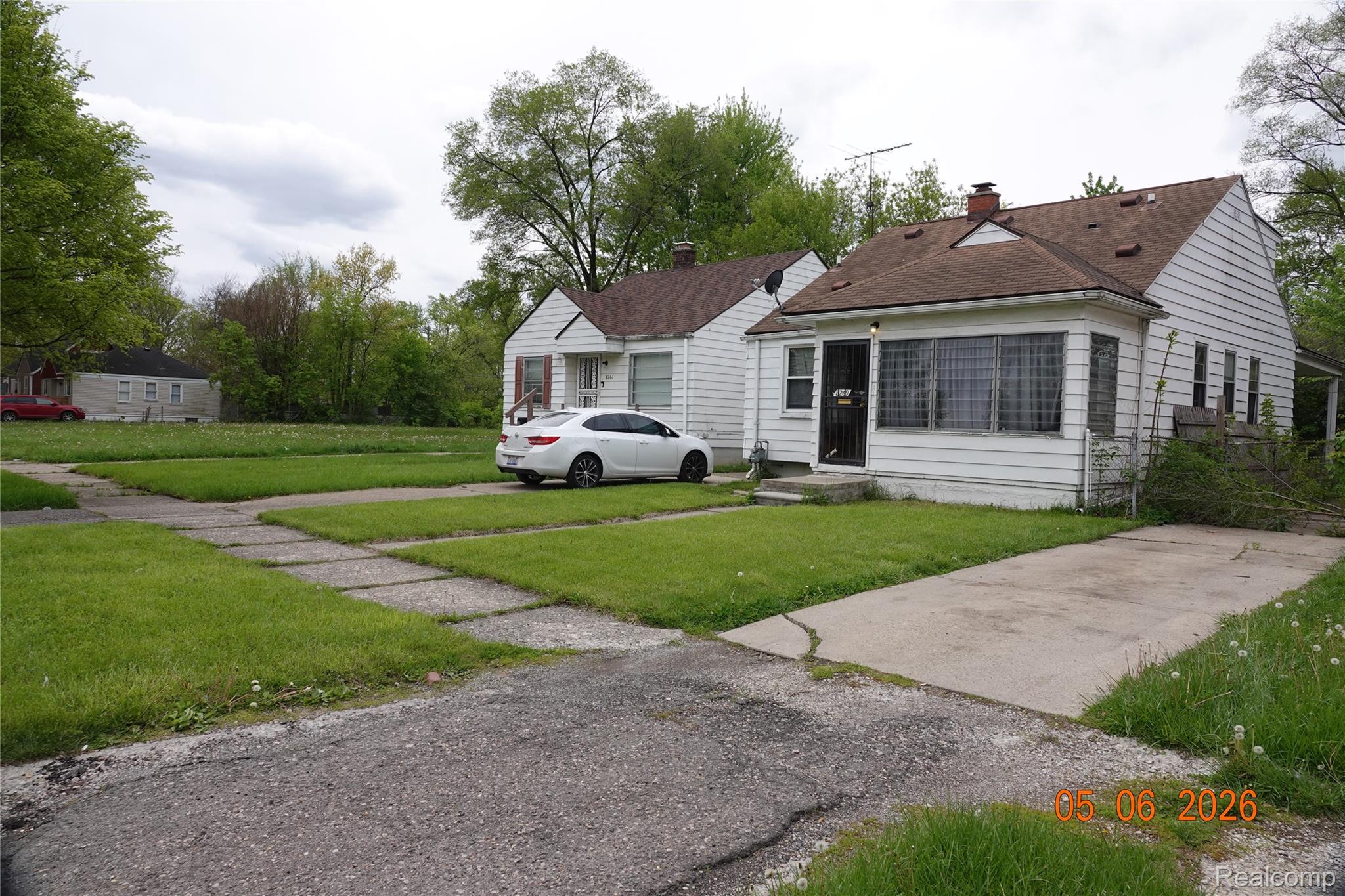 8275 Vaughan Street Property Photo 4