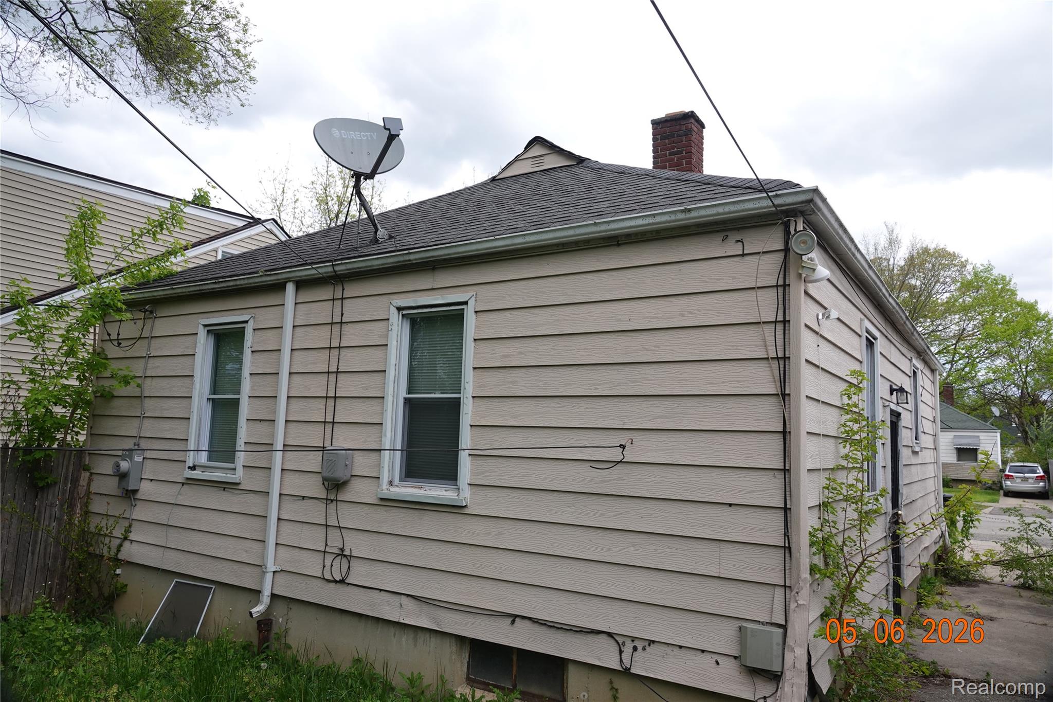 8275 Vaughan Street Property Photo 8