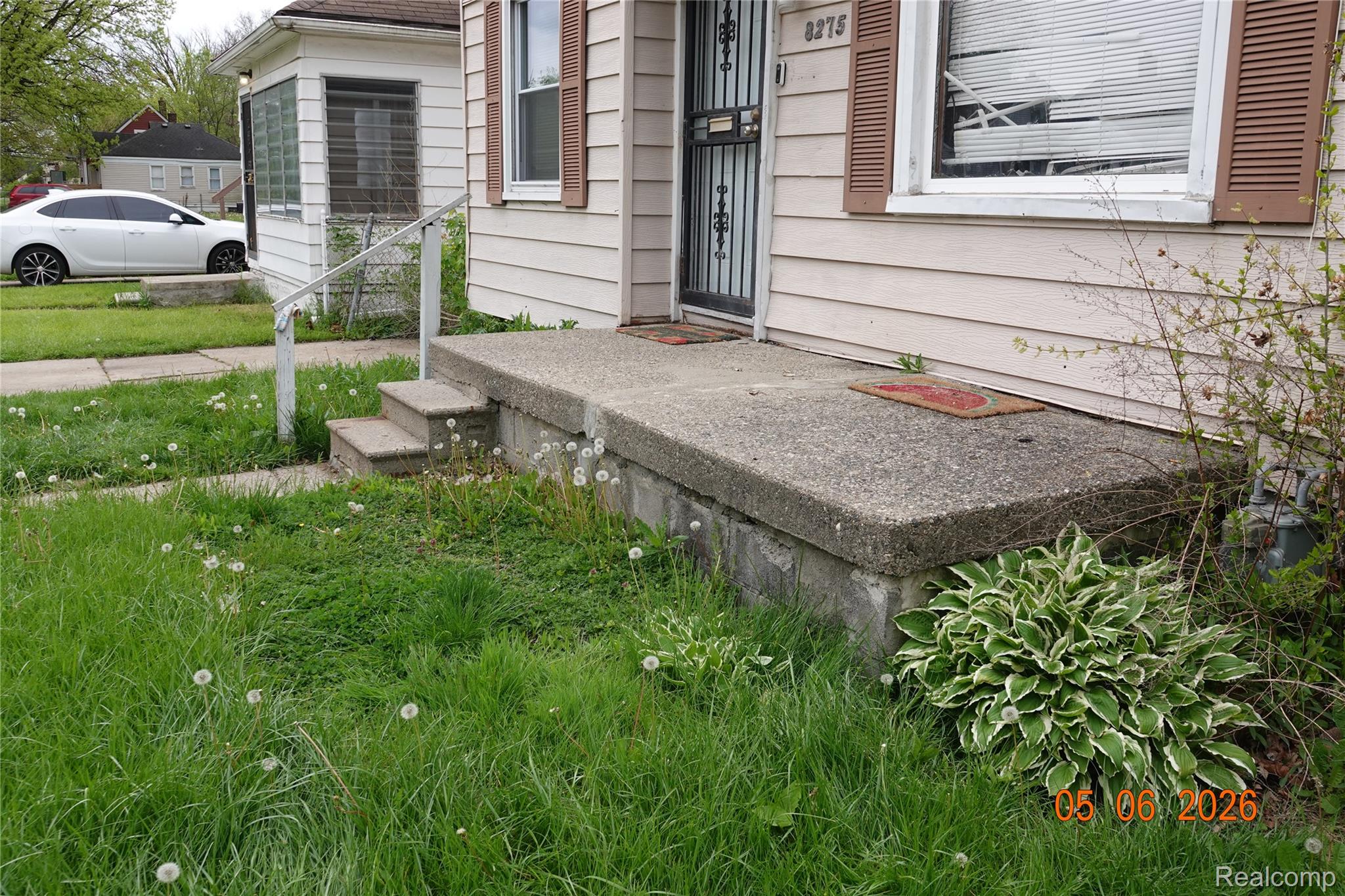 8275 Vaughan Street Property Photo 12