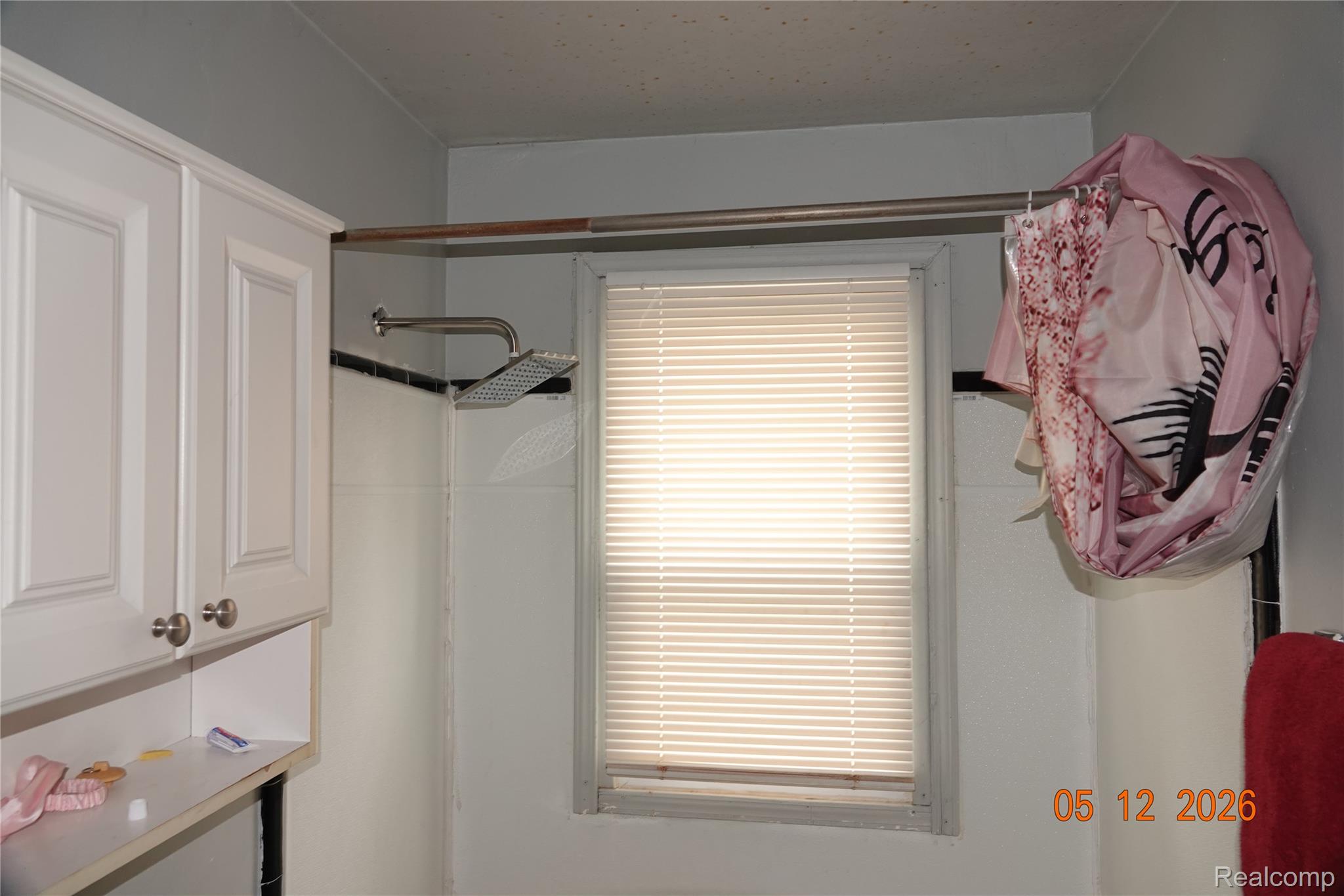 8275 Vaughan Street Property Photo 21