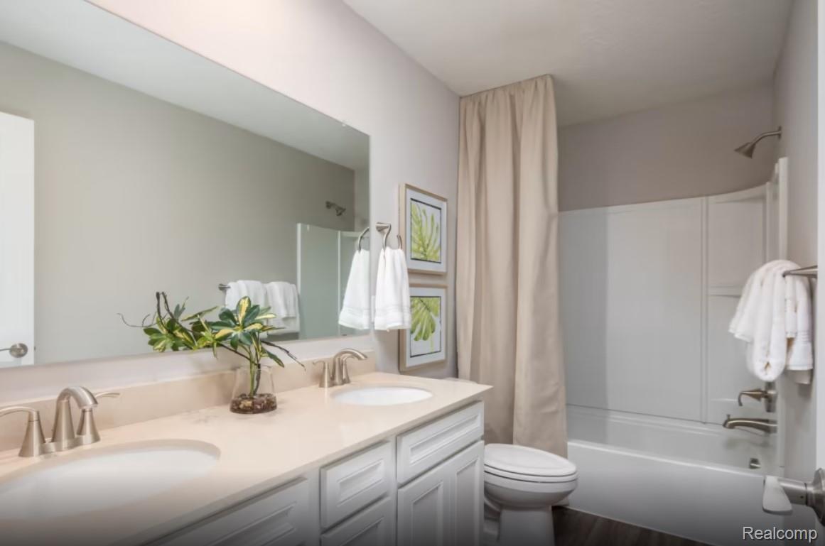 720 Cavallaro Property Photo 13