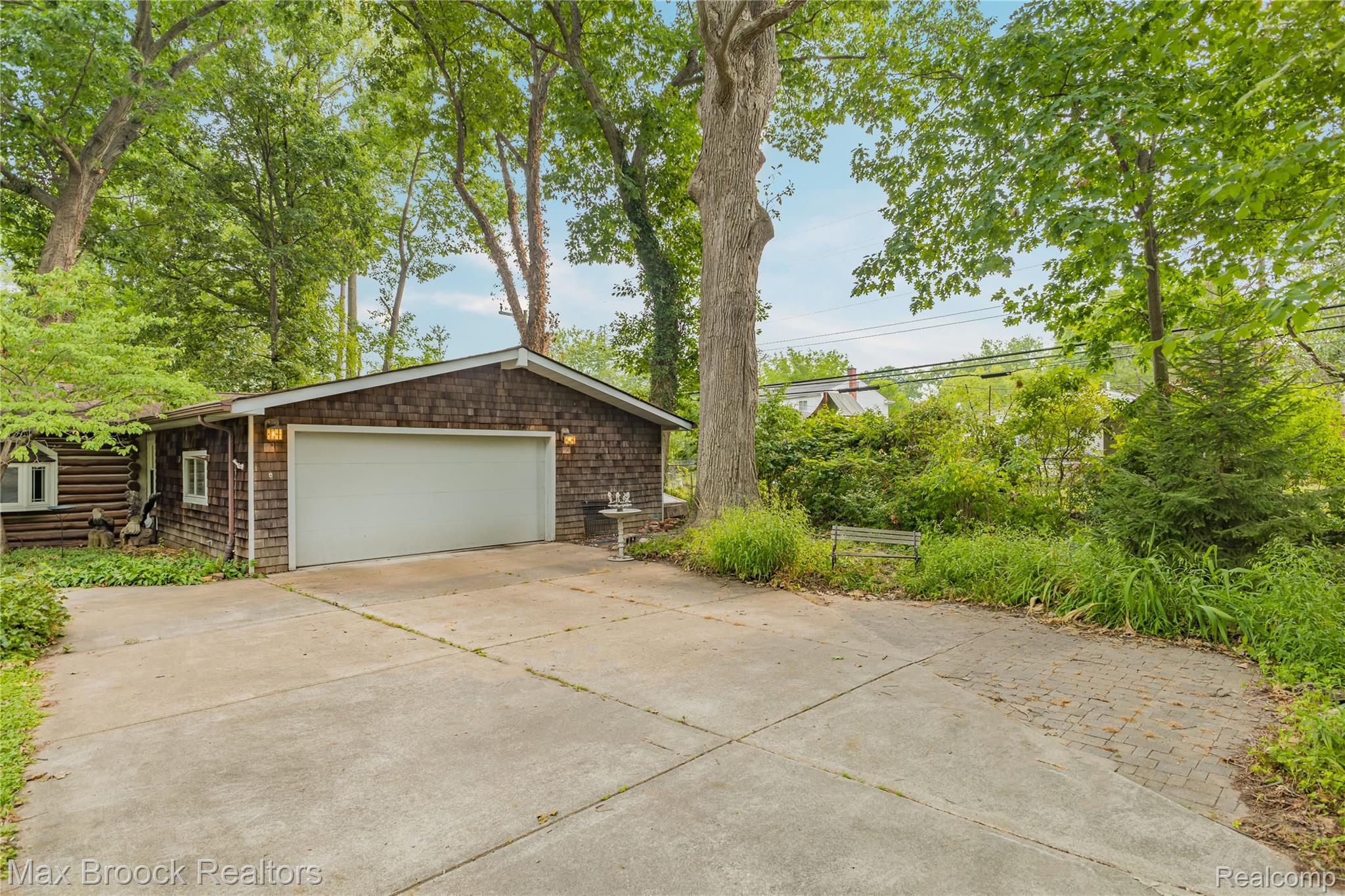29799 Linden Street Property Photo 6