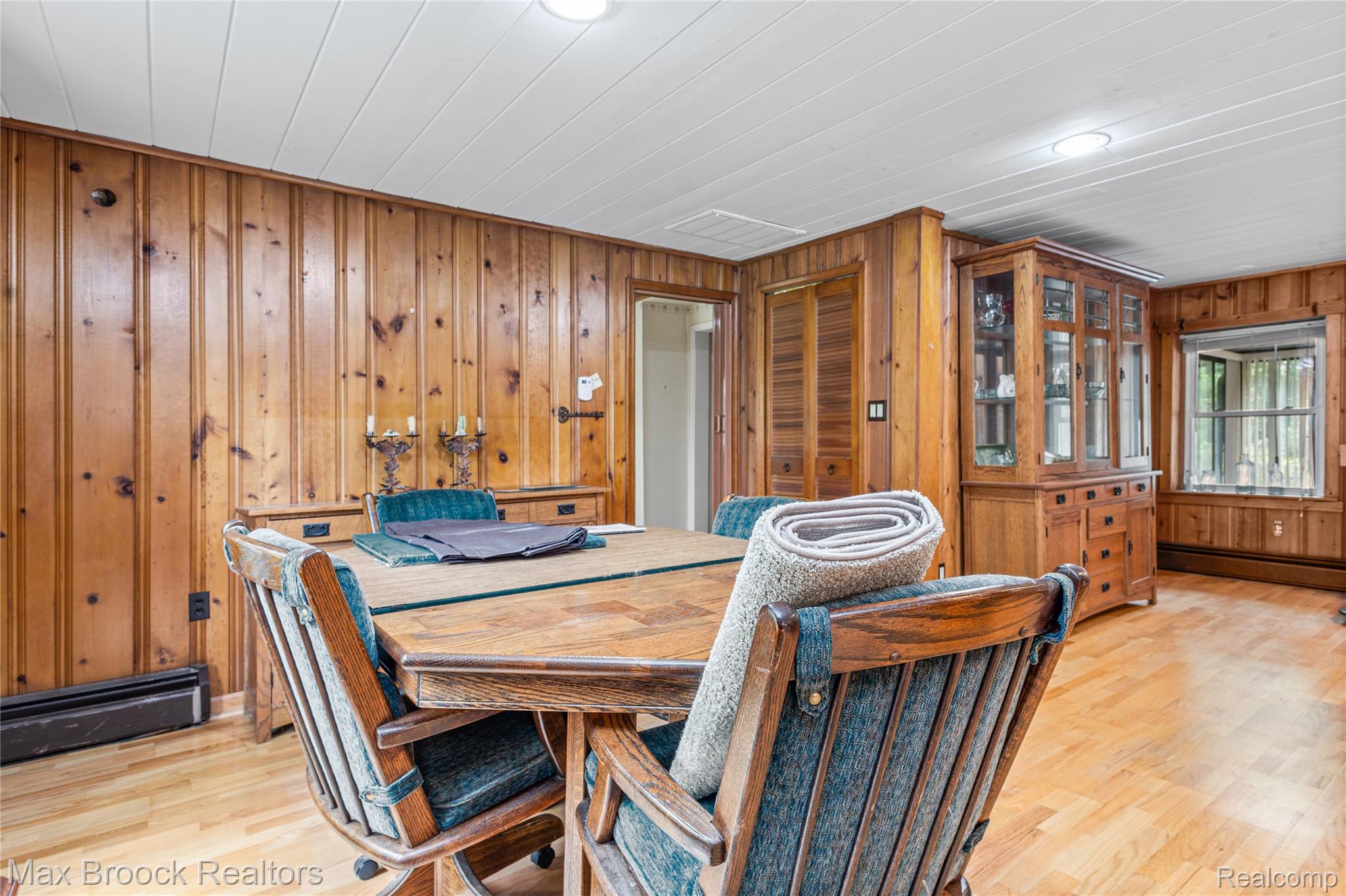 29799 Linden Street Property Photo 12