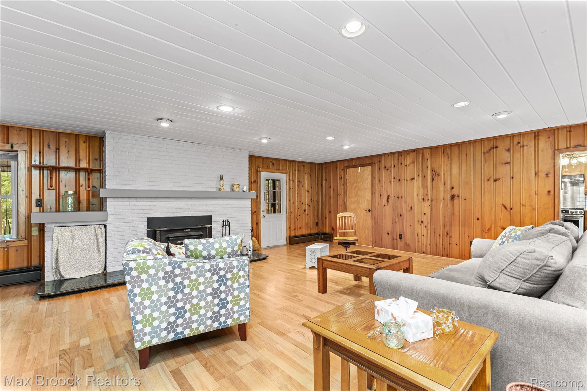 29799 Linden Street Property Photo 16