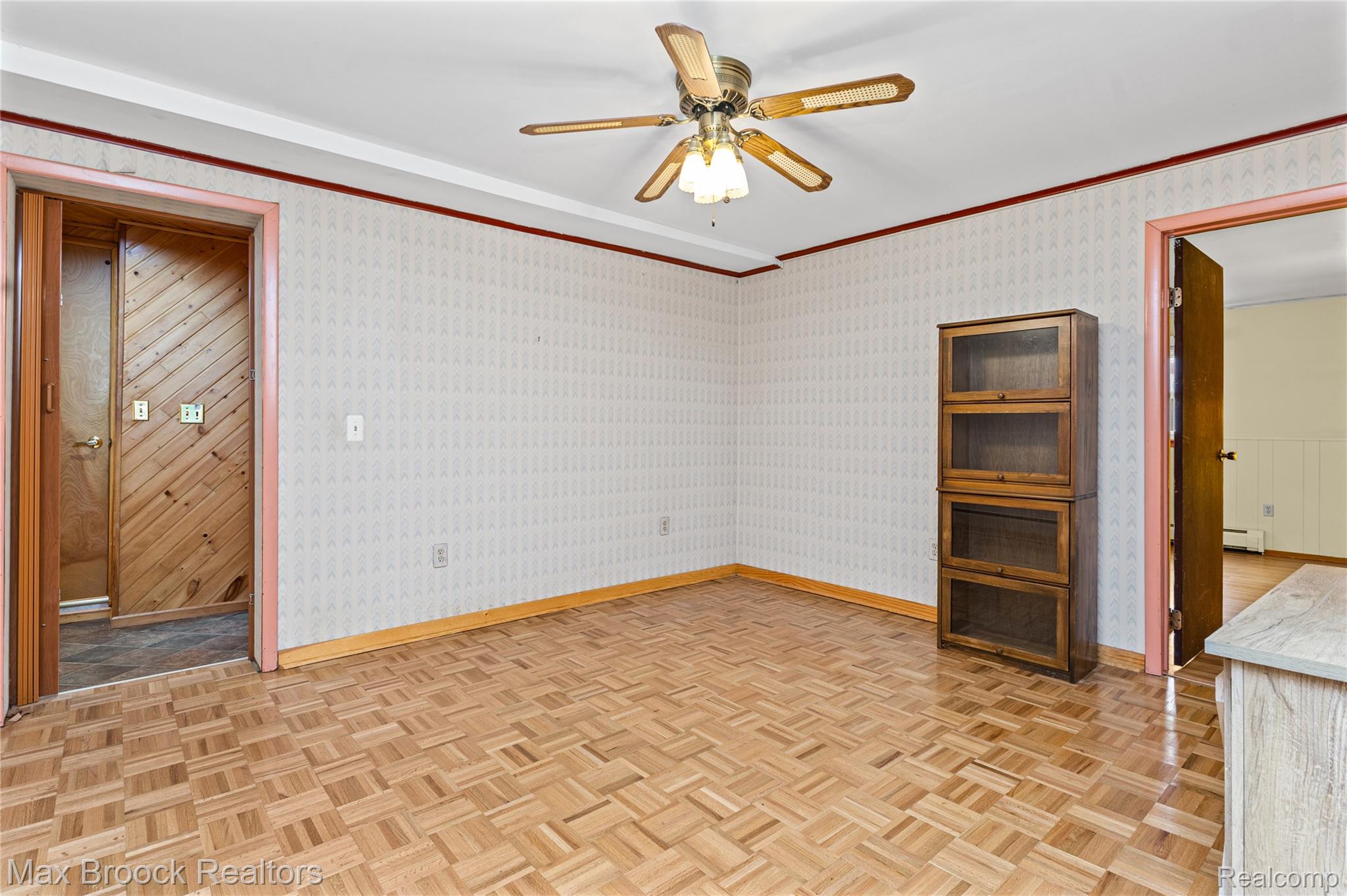 29799 Linden Street Property Photo 34