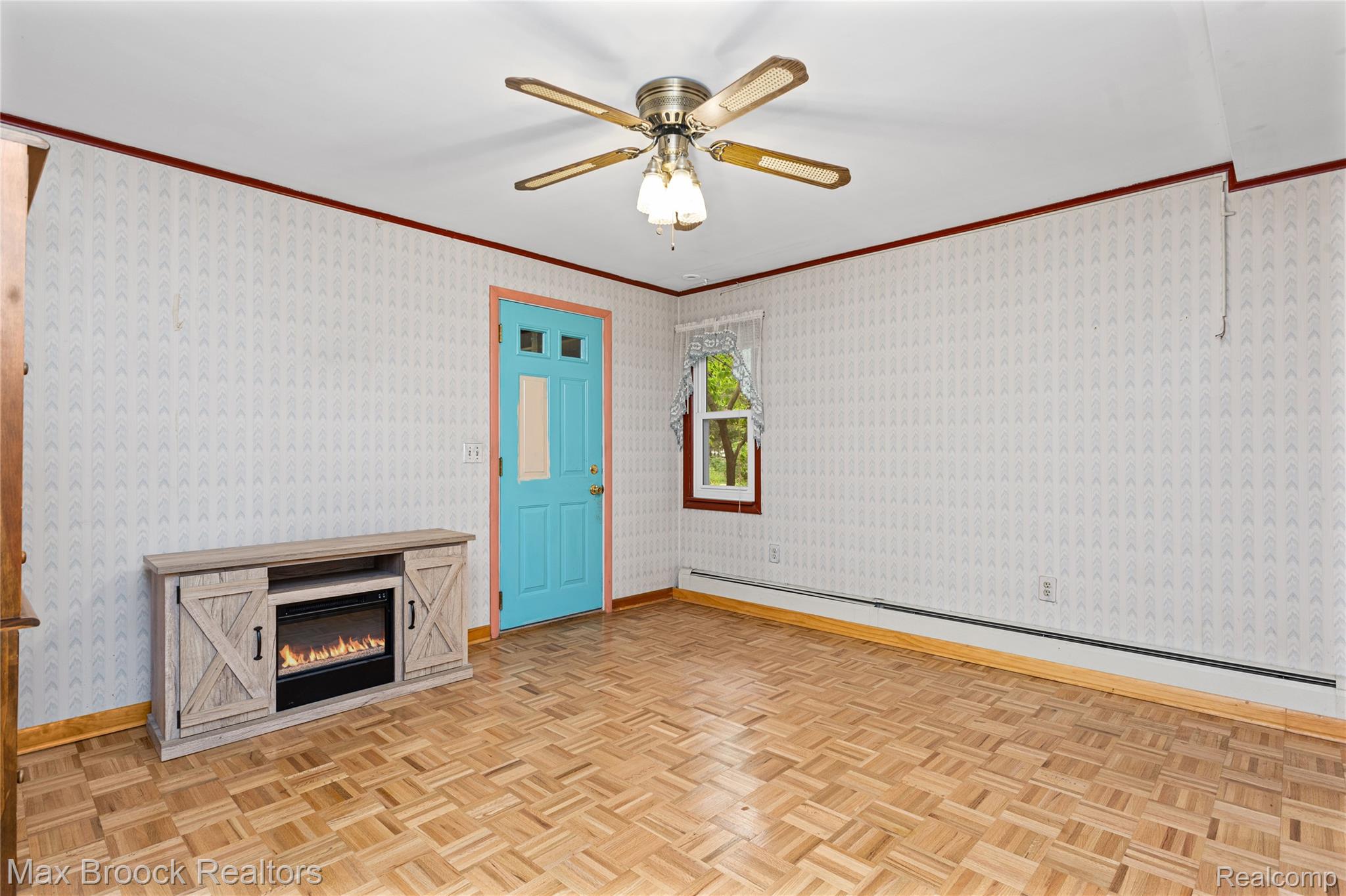 29799 Linden Street Property Photo 36