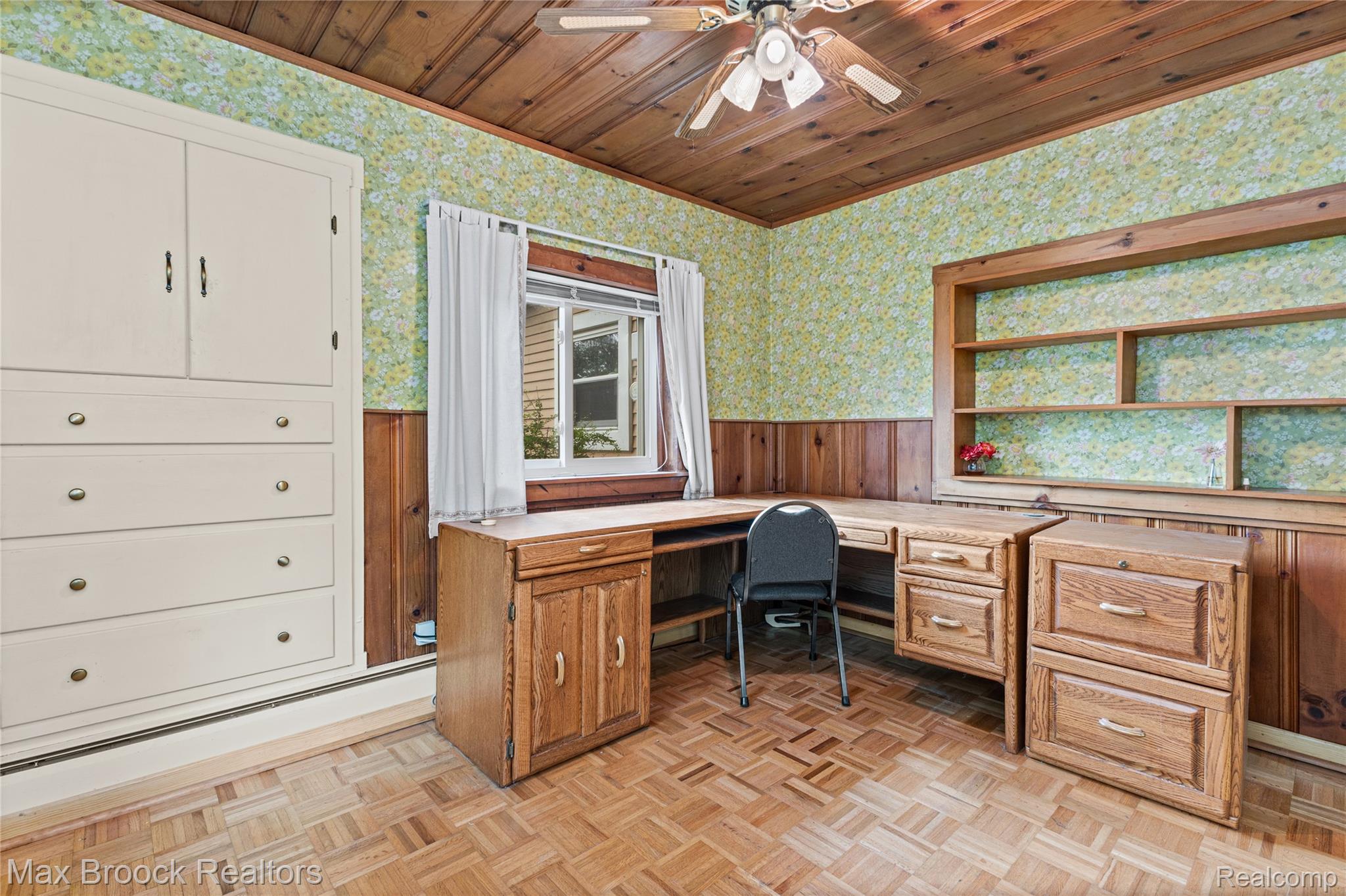 29799 Linden Street Property Photo 46