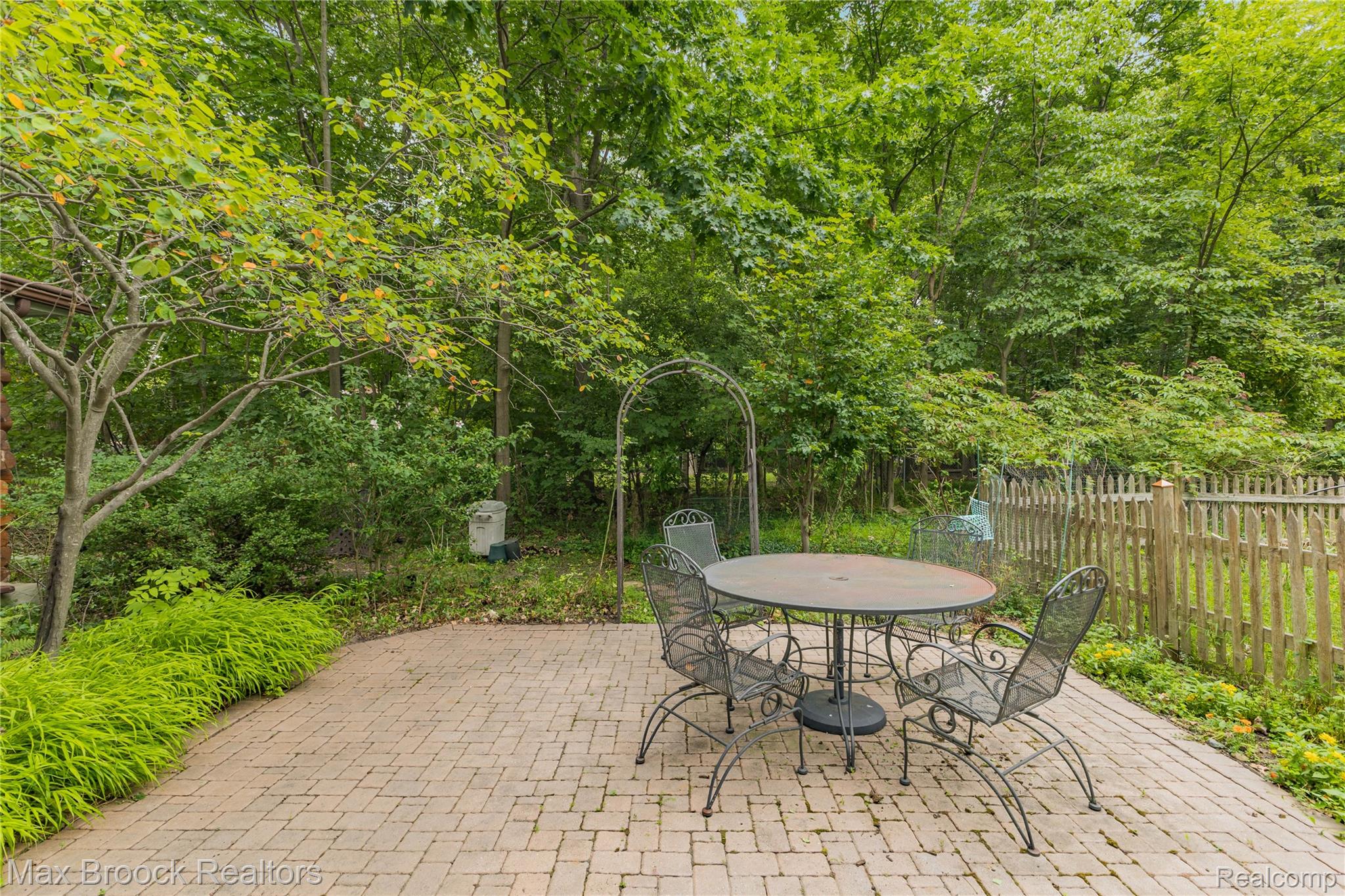 29799 Linden Street Property Photo 57