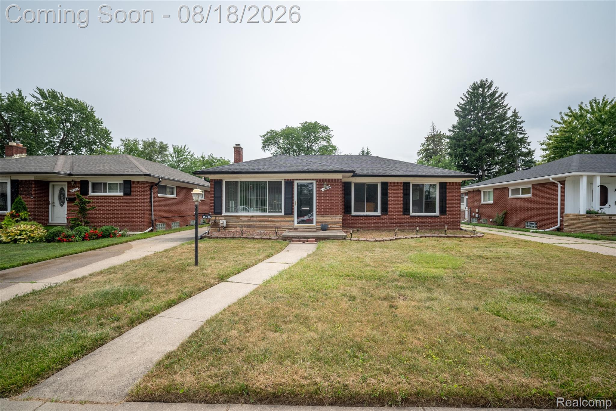 16786 Sprenger Avenue Property Photo 2