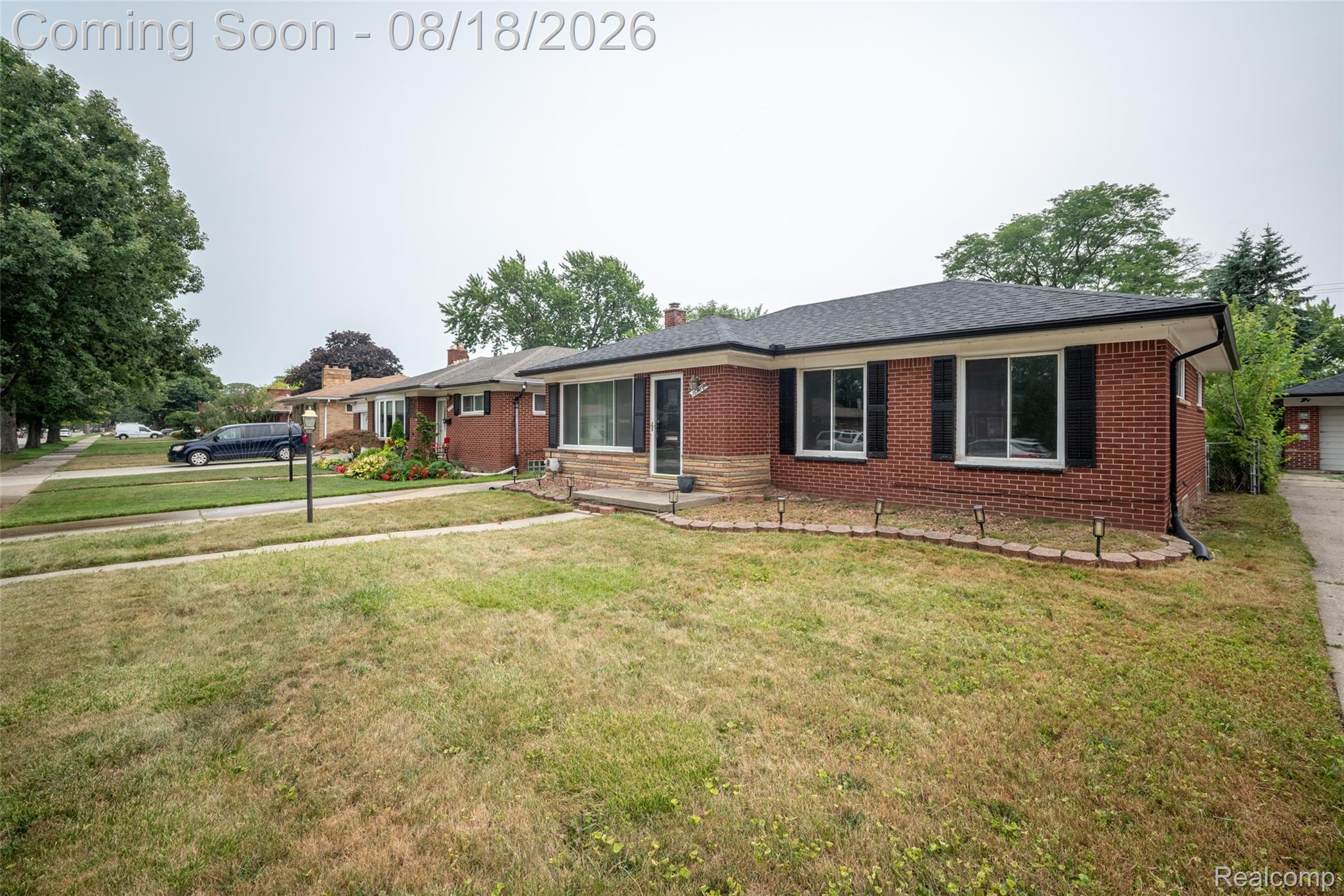 16786 Sprenger Avenue Property Photo 4