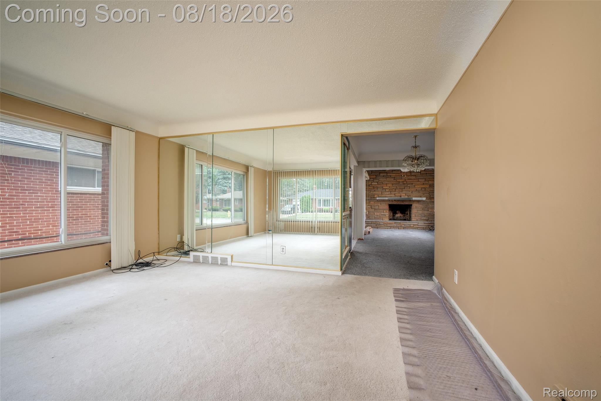 16786 Sprenger Avenue Property Photo 6