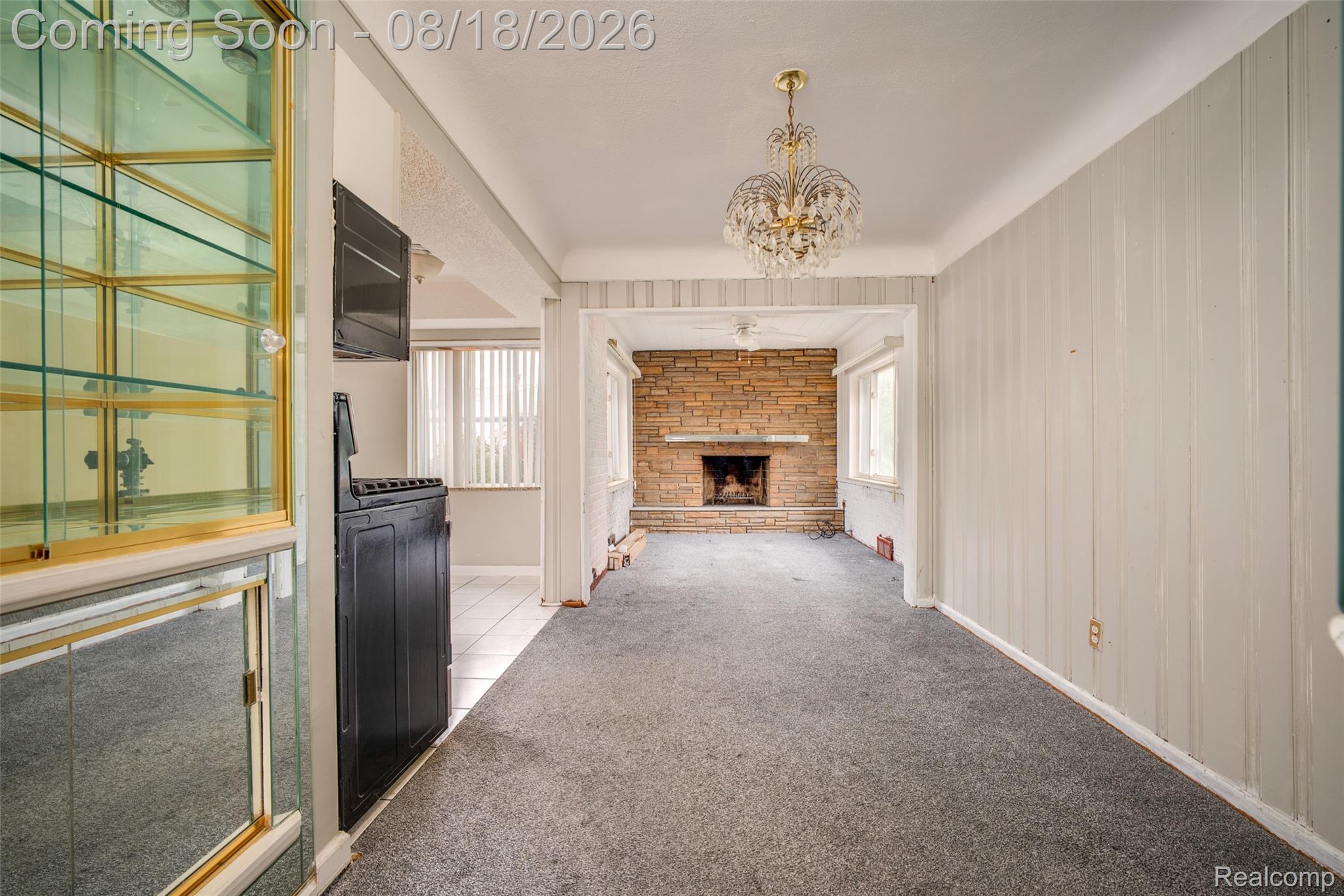 16786 Sprenger Avenue Property Photo 7
