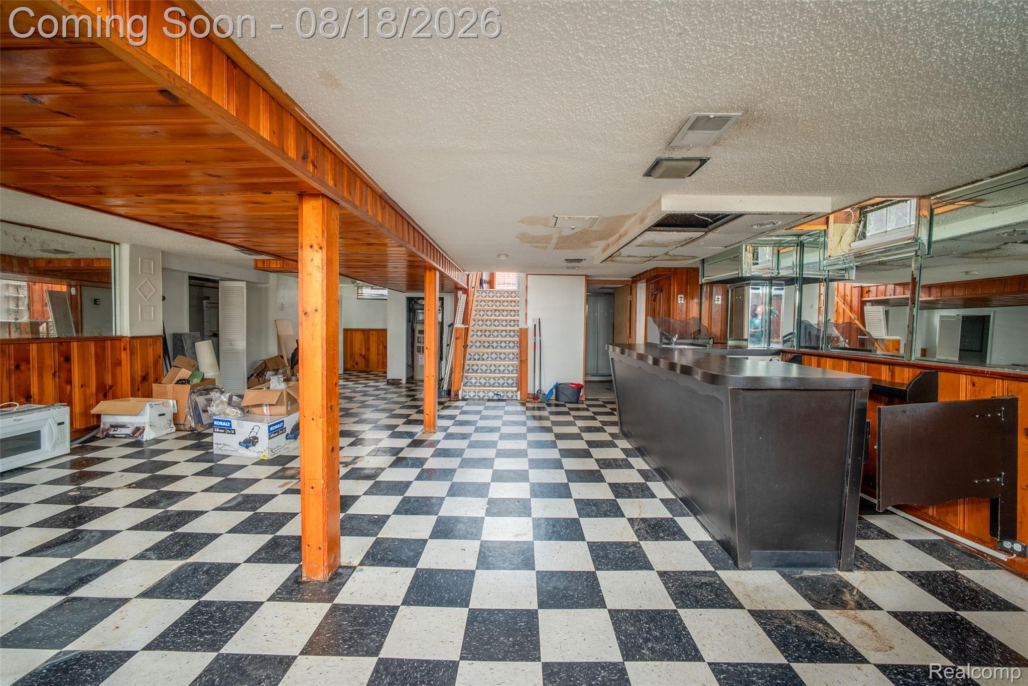 16786 Sprenger Avenue Property Photo 22