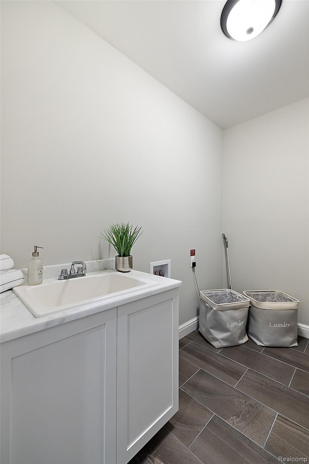 8267 Sandi Lane Property Photo 38