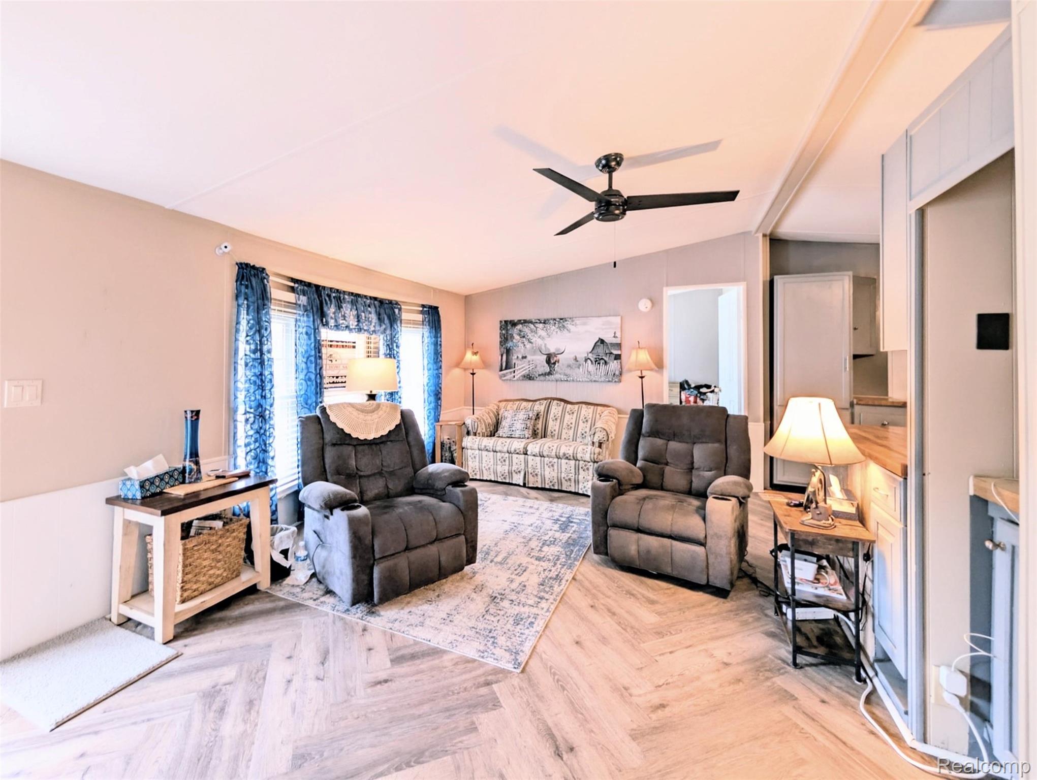 14314 Cedar Cove Drive Property Photo 3