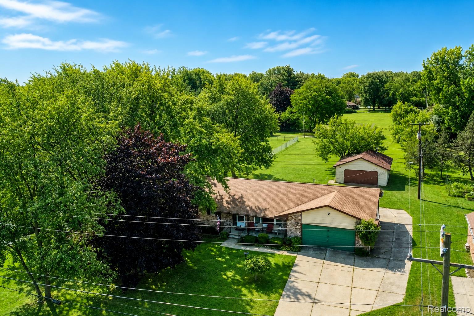 704 E Lovell Drive Property Photo 38