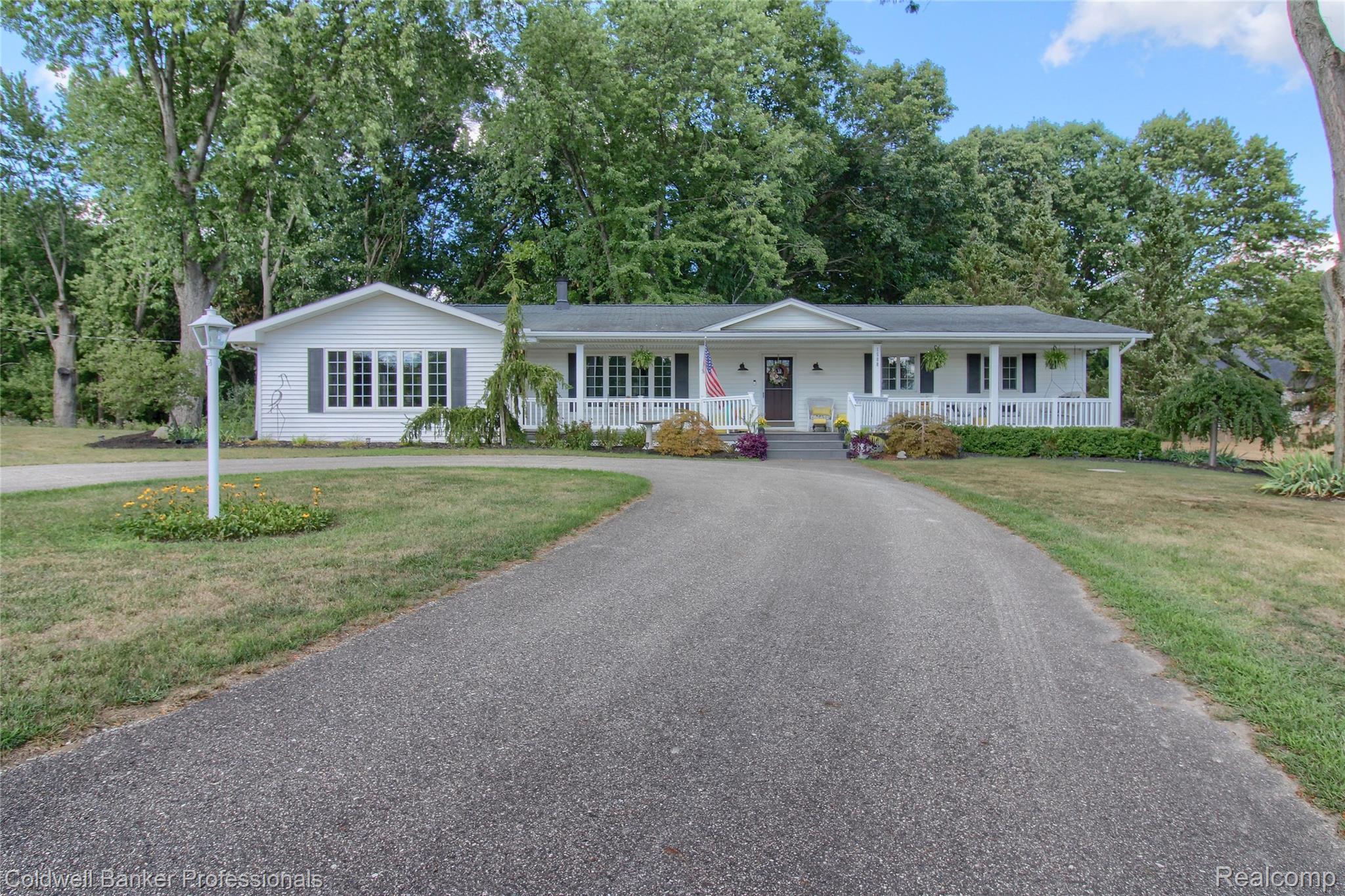 1500 Duff Lane Property Photo 1