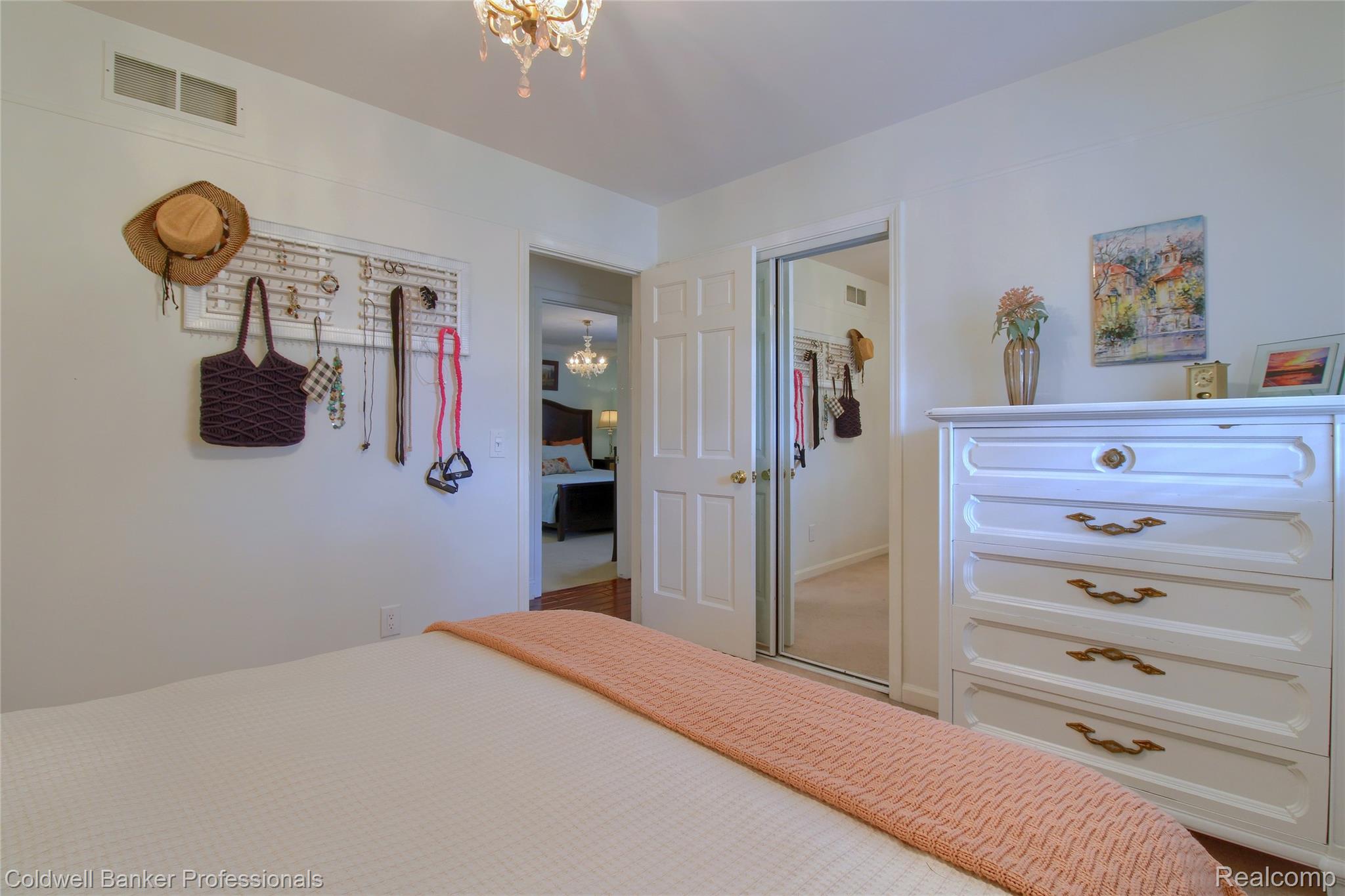 1500 Duff Lane Property Photo 24