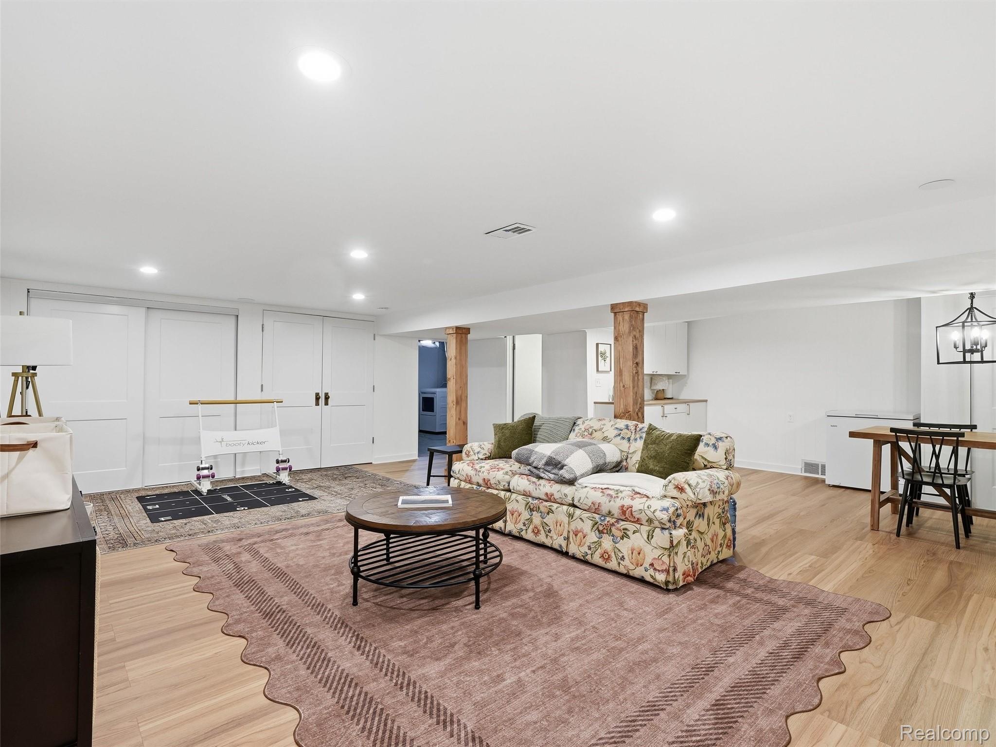 39773 Bart Street Property Photo 32