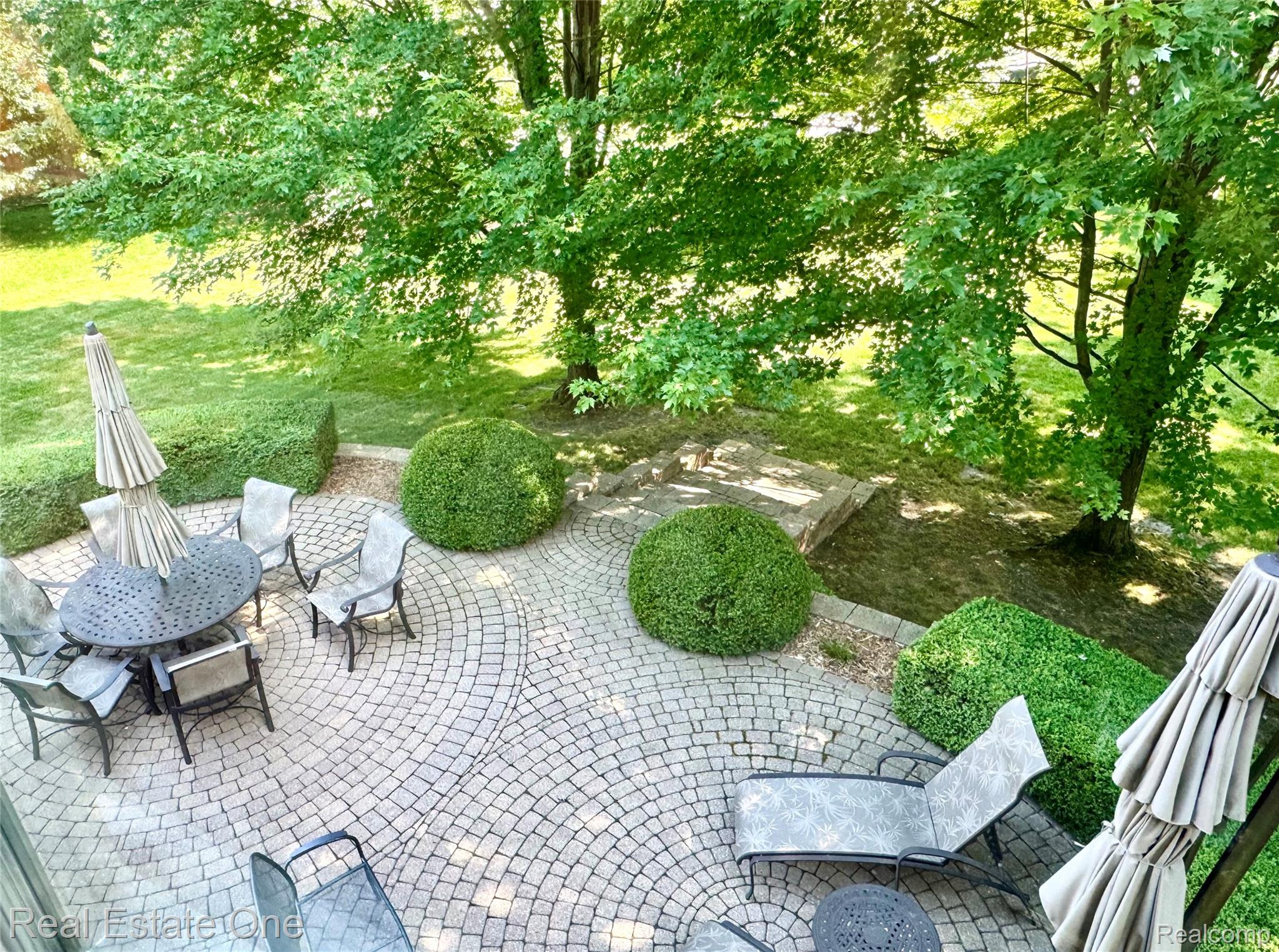 1793 Skyline Drive Property Photo 3