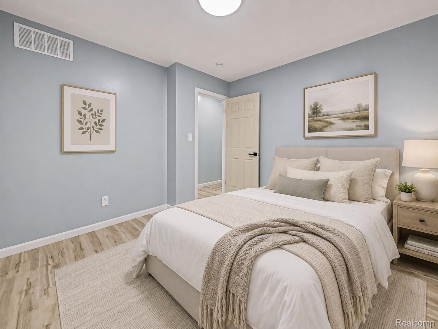 7218 Superior Property Photo 17