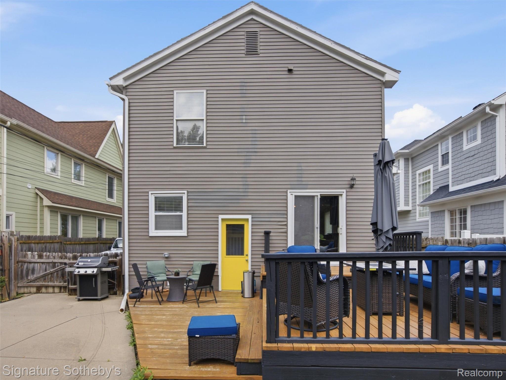 1444 Holland Street Property Photo 38