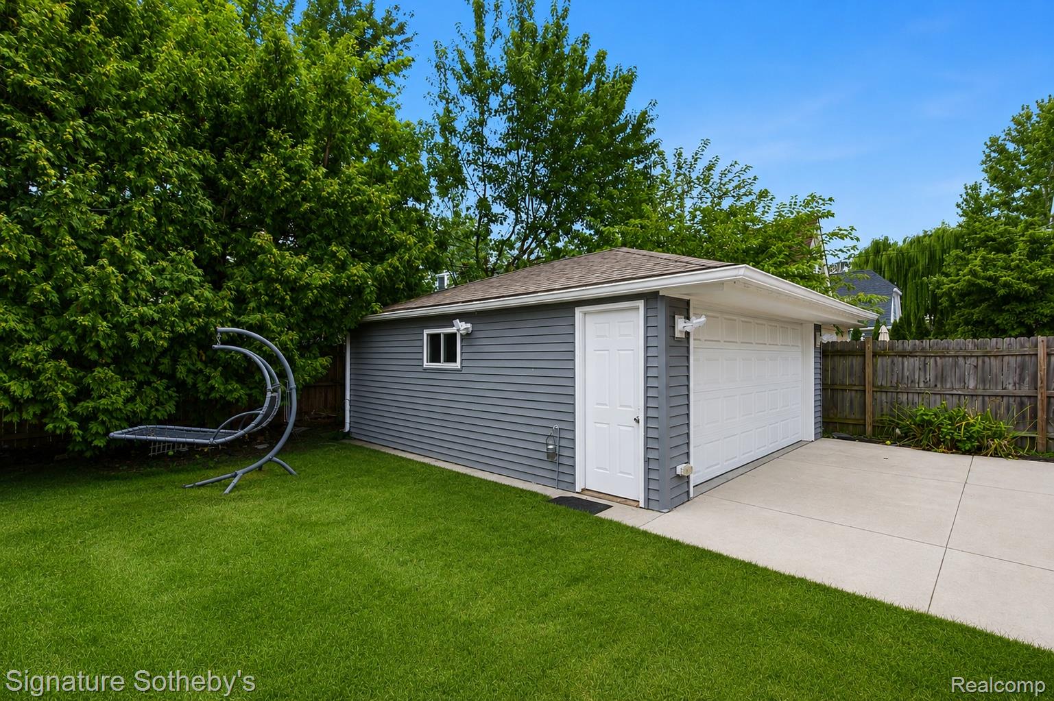 1444 Holland Street Property Photo 43