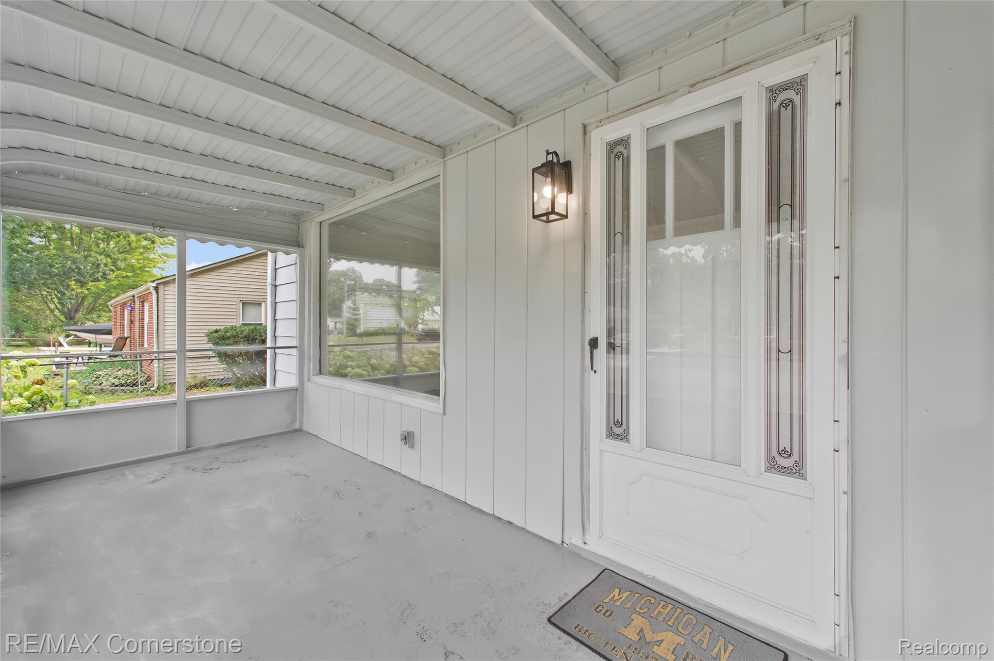 36007 Schley Avenue Property Photo 3