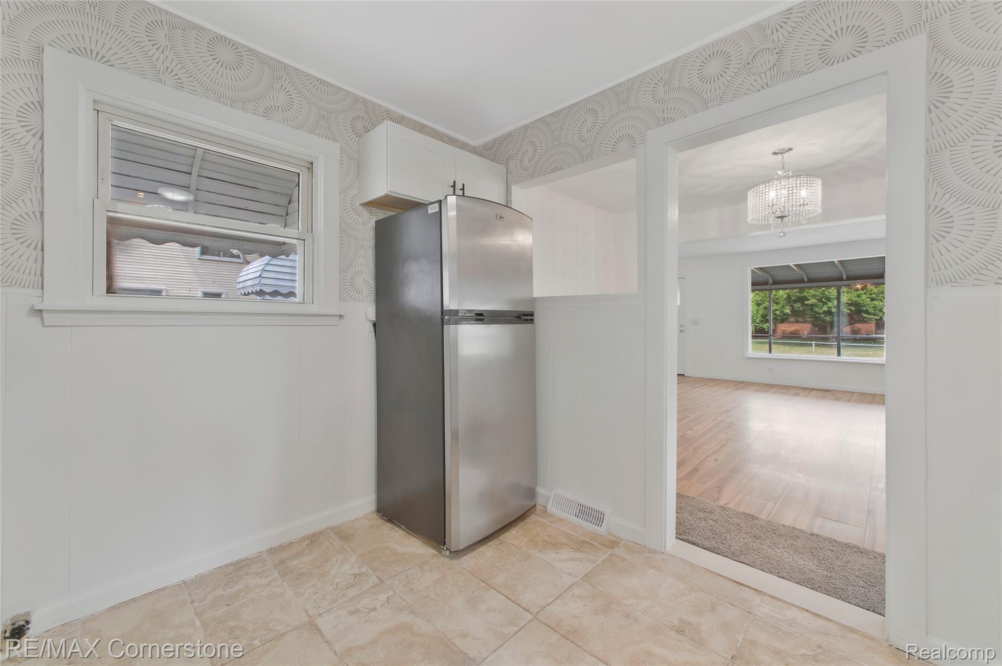 36007 Schley Avenue Property Photo 13