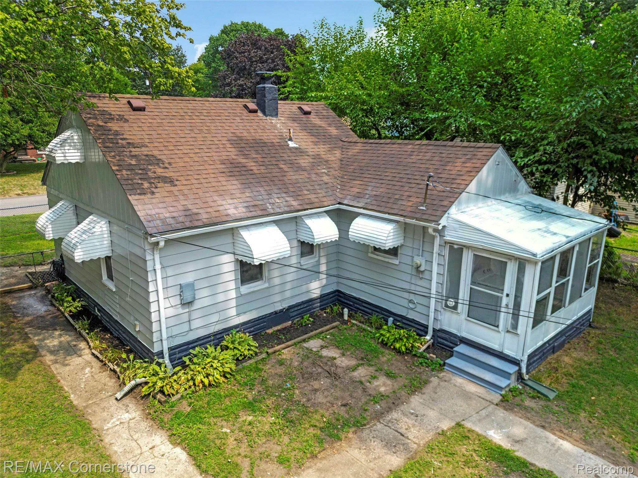 36007 Schley Avenue Property Photo 27